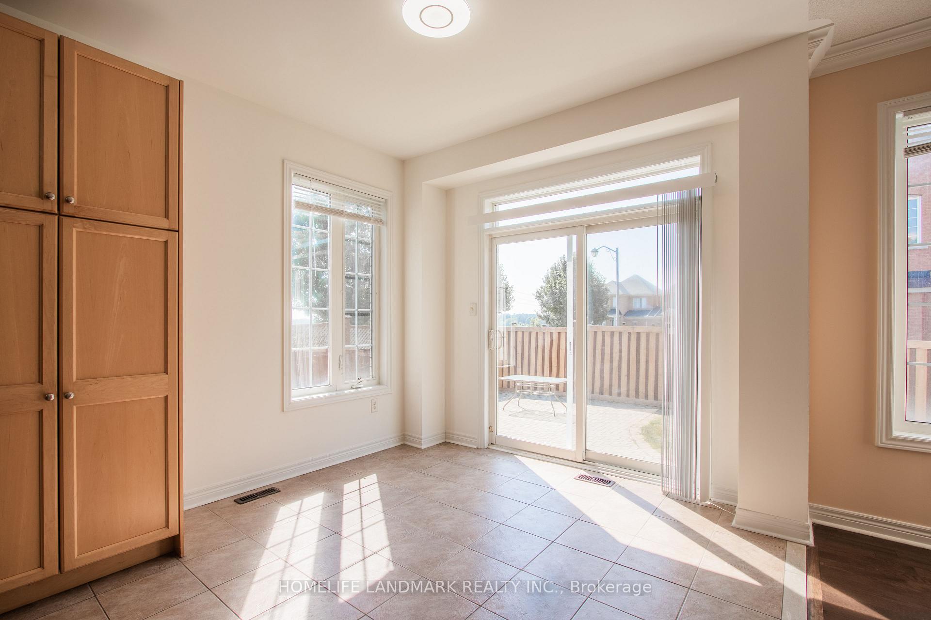 Photo 13 of Unit MAIN, 58 Pillar Rock Crescent, Markham, Victoria Manor-Jennings Gate — HOMEH