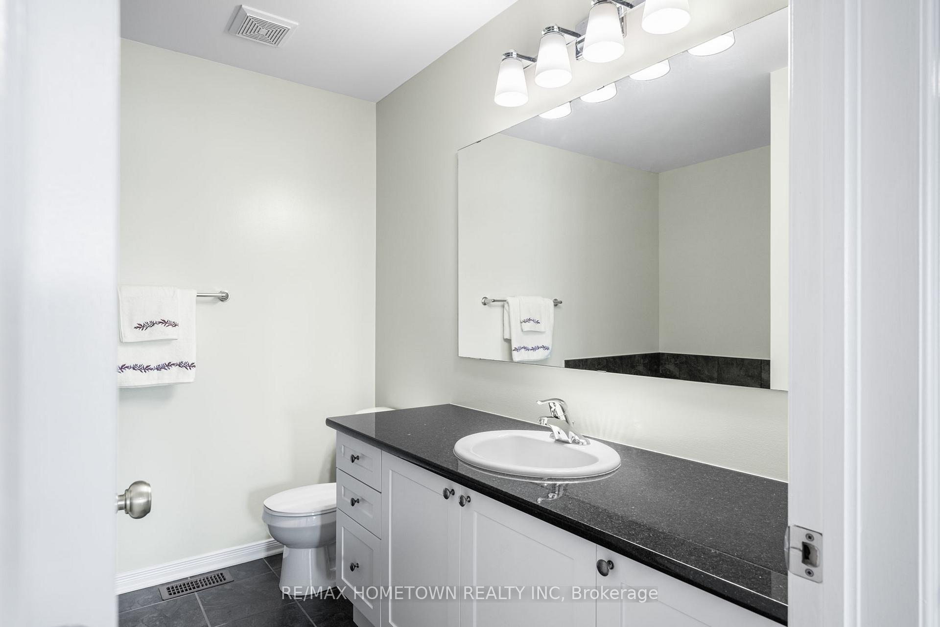 Photo 19 of 596 Barrick Hill Road, Ottawa, Kanata - Emerald Meadows/Trailwest — HOMEH