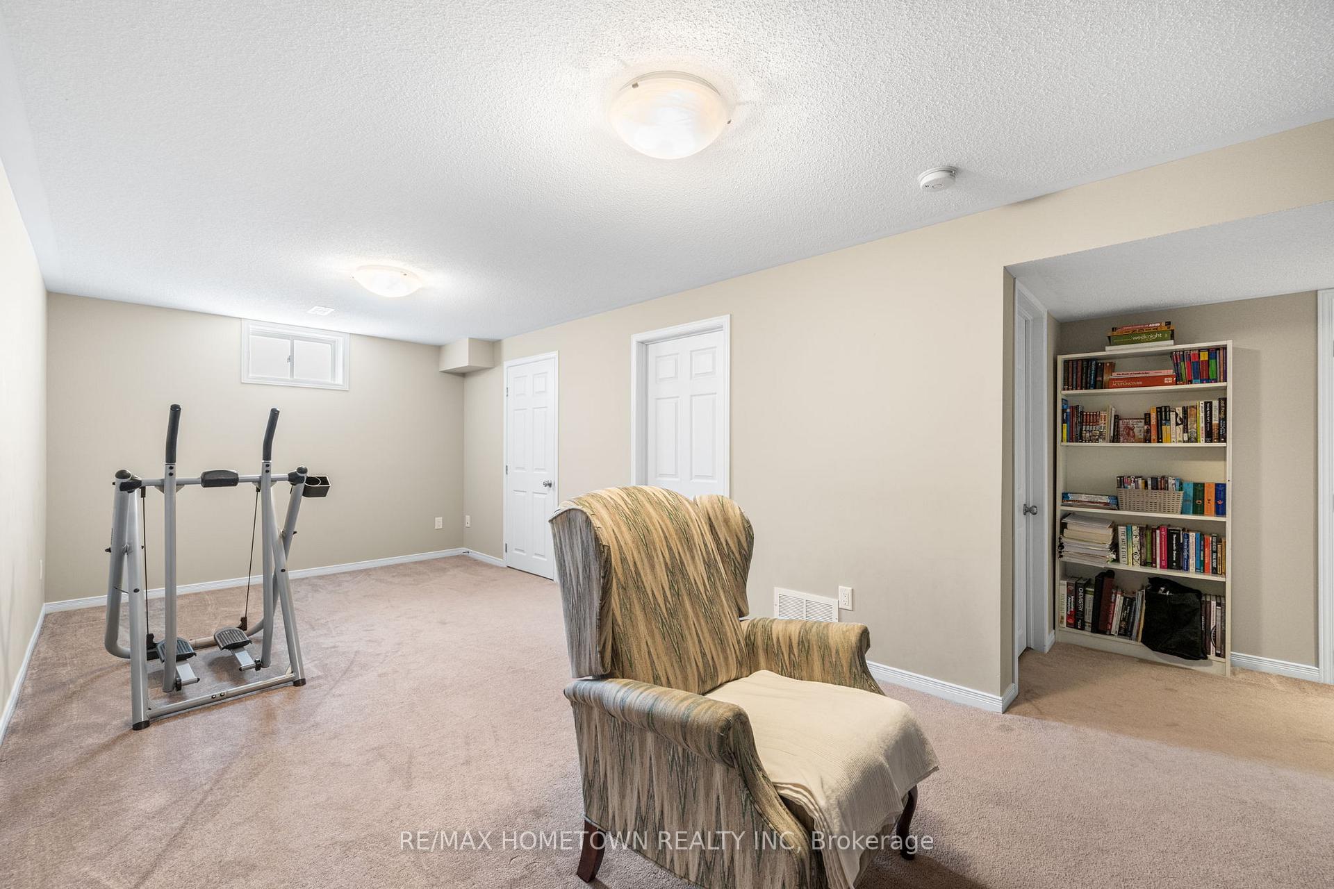 Photo 26 of 596 Barrick Hill Road, Ottawa, Kanata - Emerald Meadows/Trailwest — HOMEH