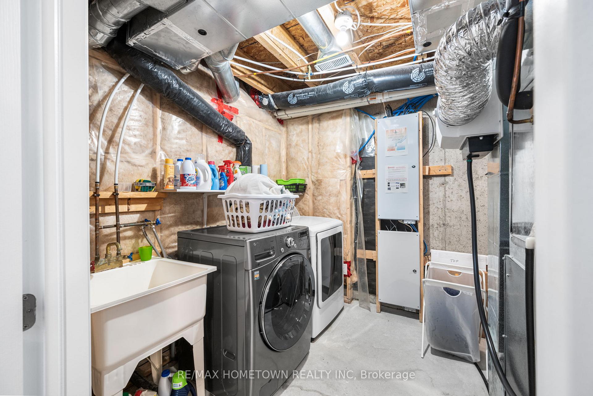 Photo 28 of 596 Barrick Hill Road, Ottawa, Kanata - Emerald Meadows/Trailwest — HOMEH