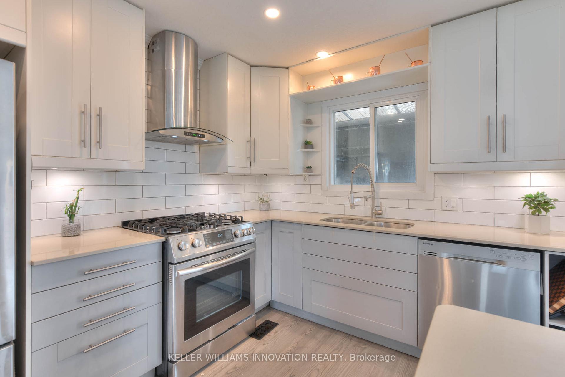 Photo 15 of 122 Breckenridge Drive, Kitchener — HOMEH