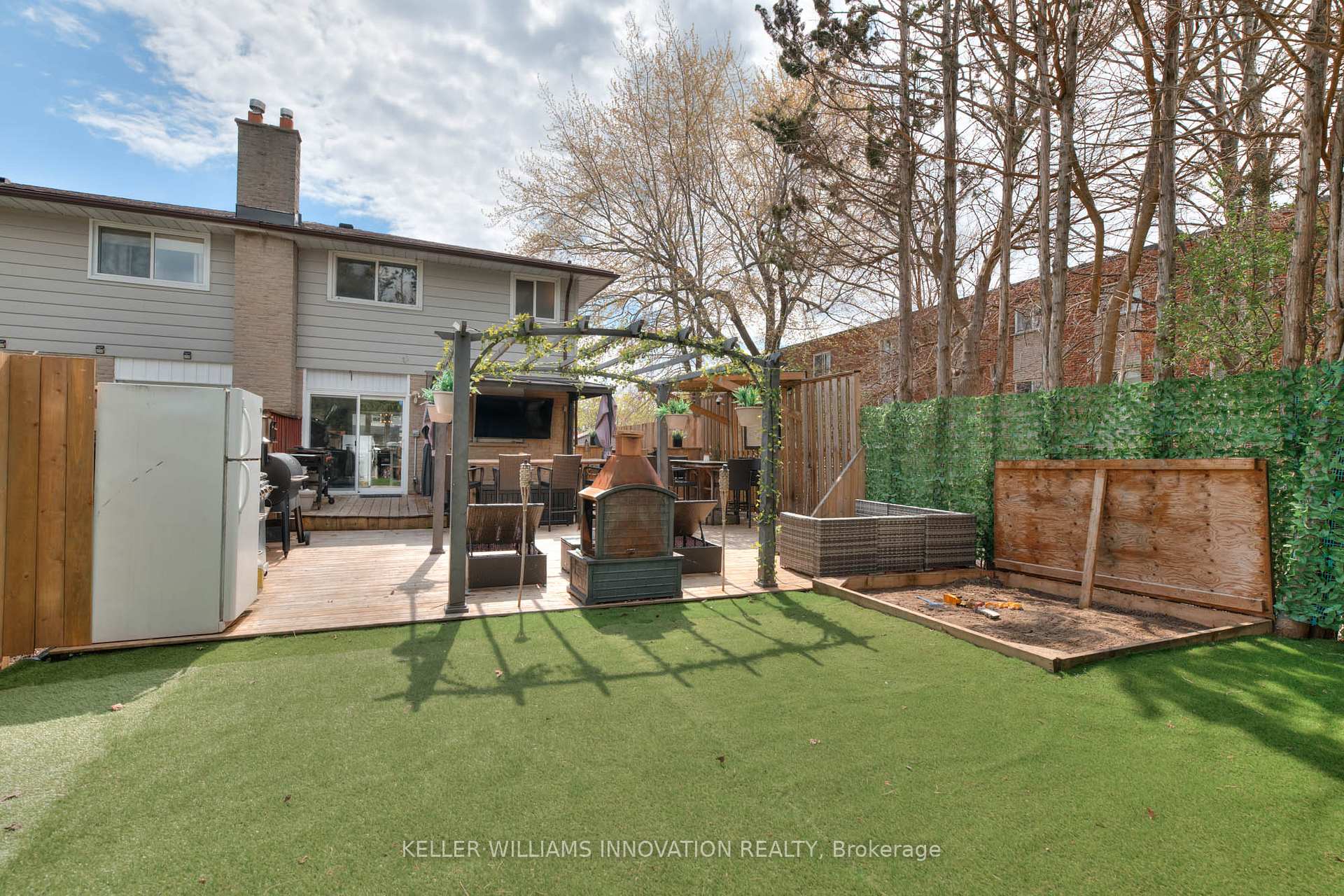Photo 31 of 122 Breckenridge Drive, Kitchener — HOMEH