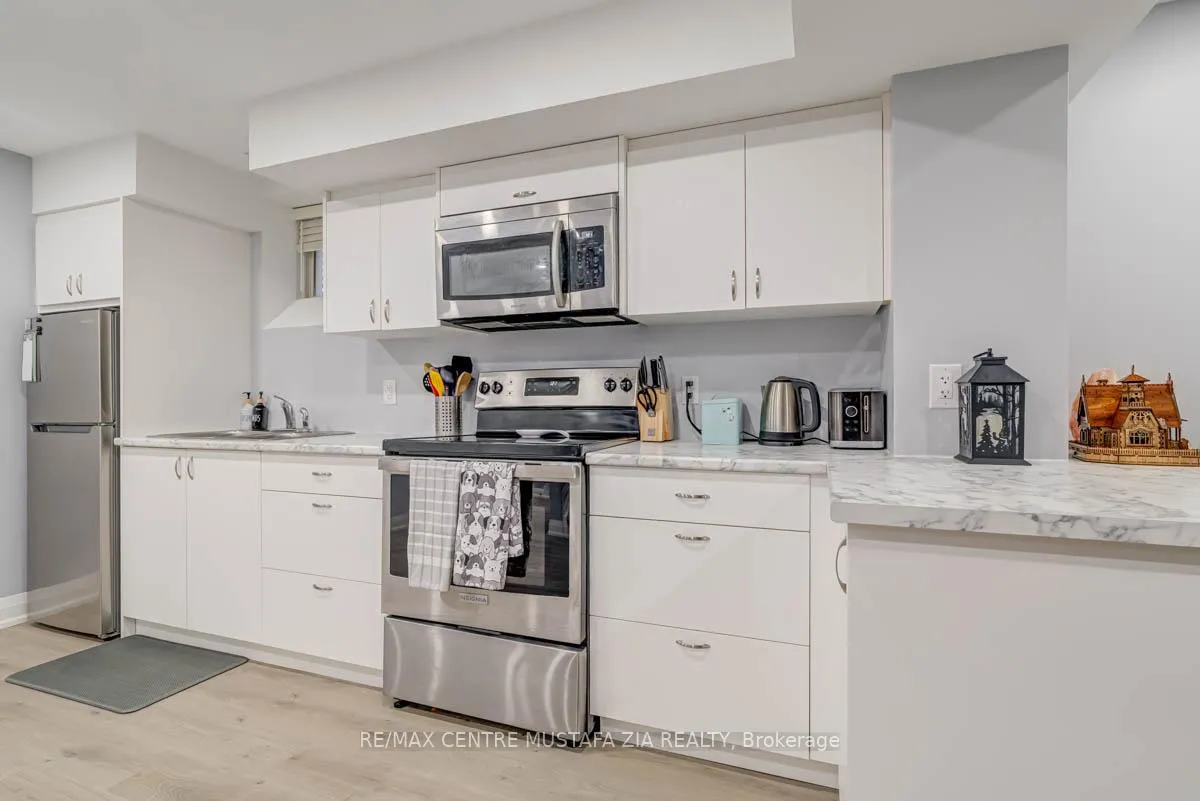 Photo 28 of 688 Kennedy Circle W, Milton, Cobban — HOMEH