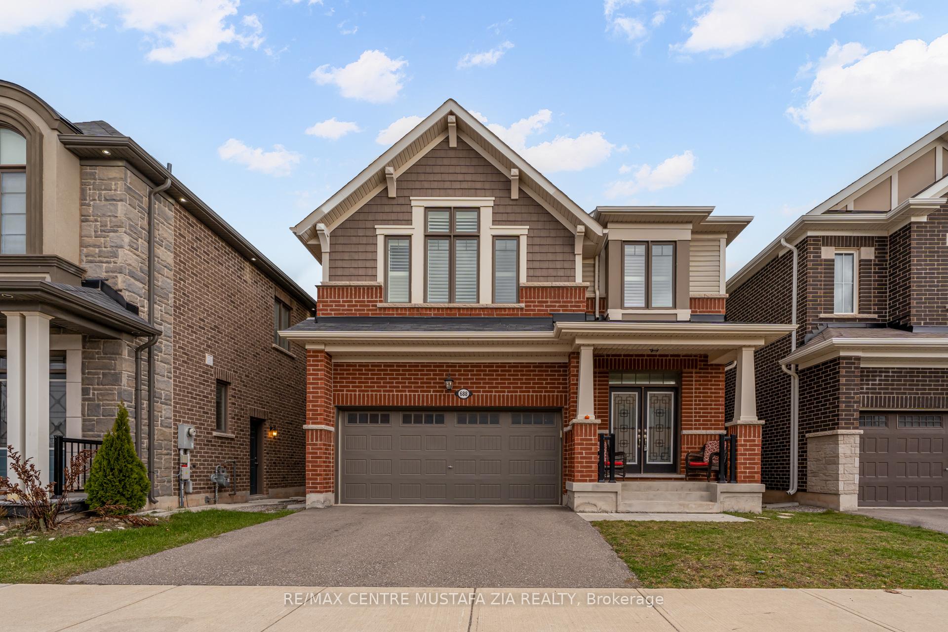 Front of 688 Kennedy Circle W