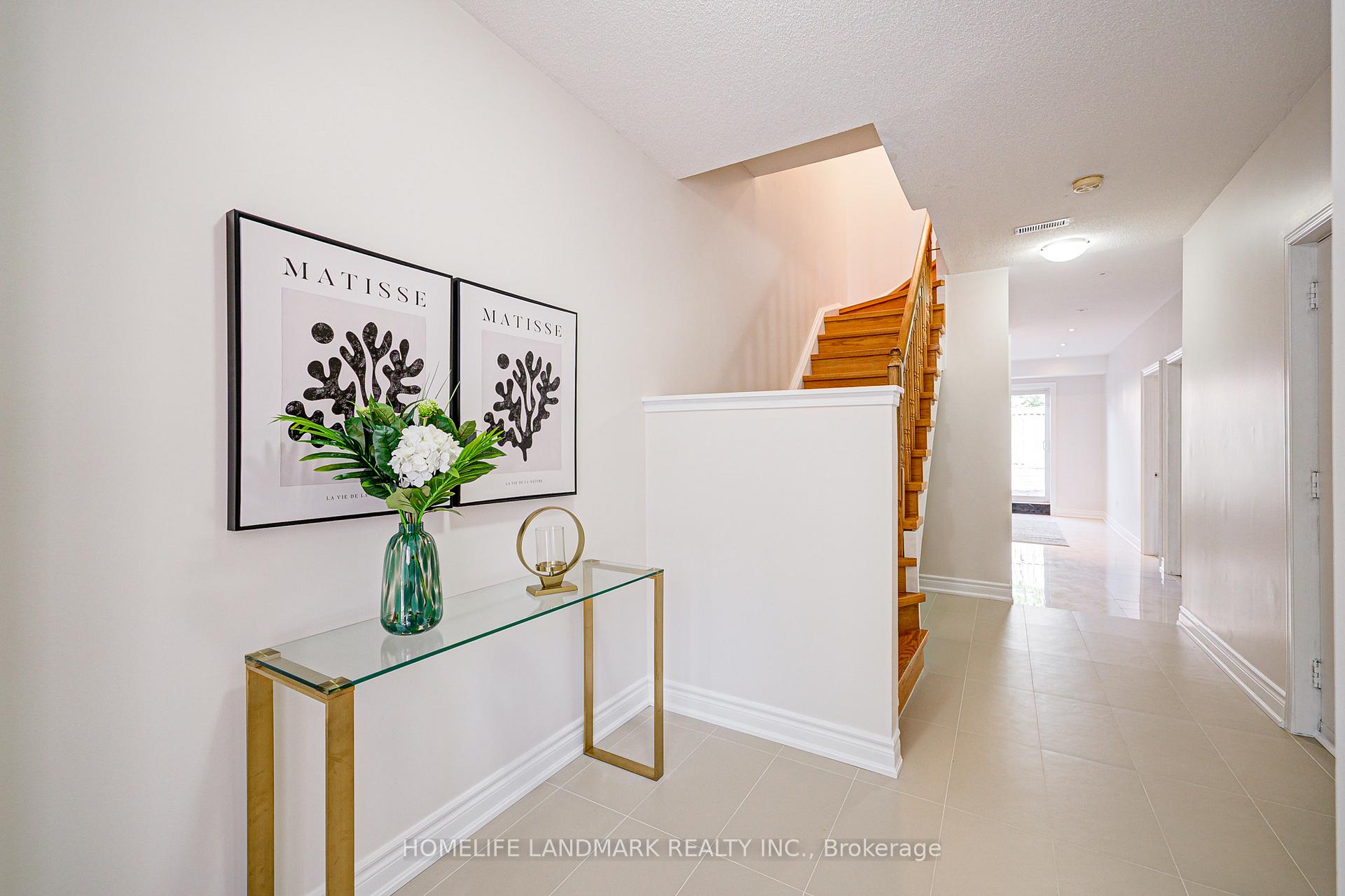 Photo 5 of 24 Red Sea Way, Markham, Middlefield — HOMEH