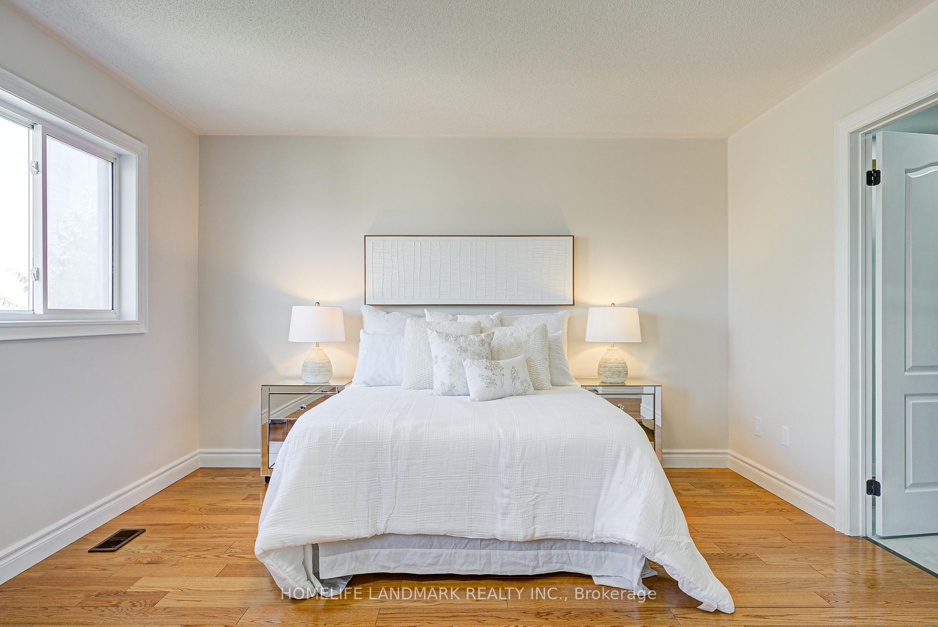 Photo 41 of 24 Red Sea Way, Markham, Middlefield — HOMEH