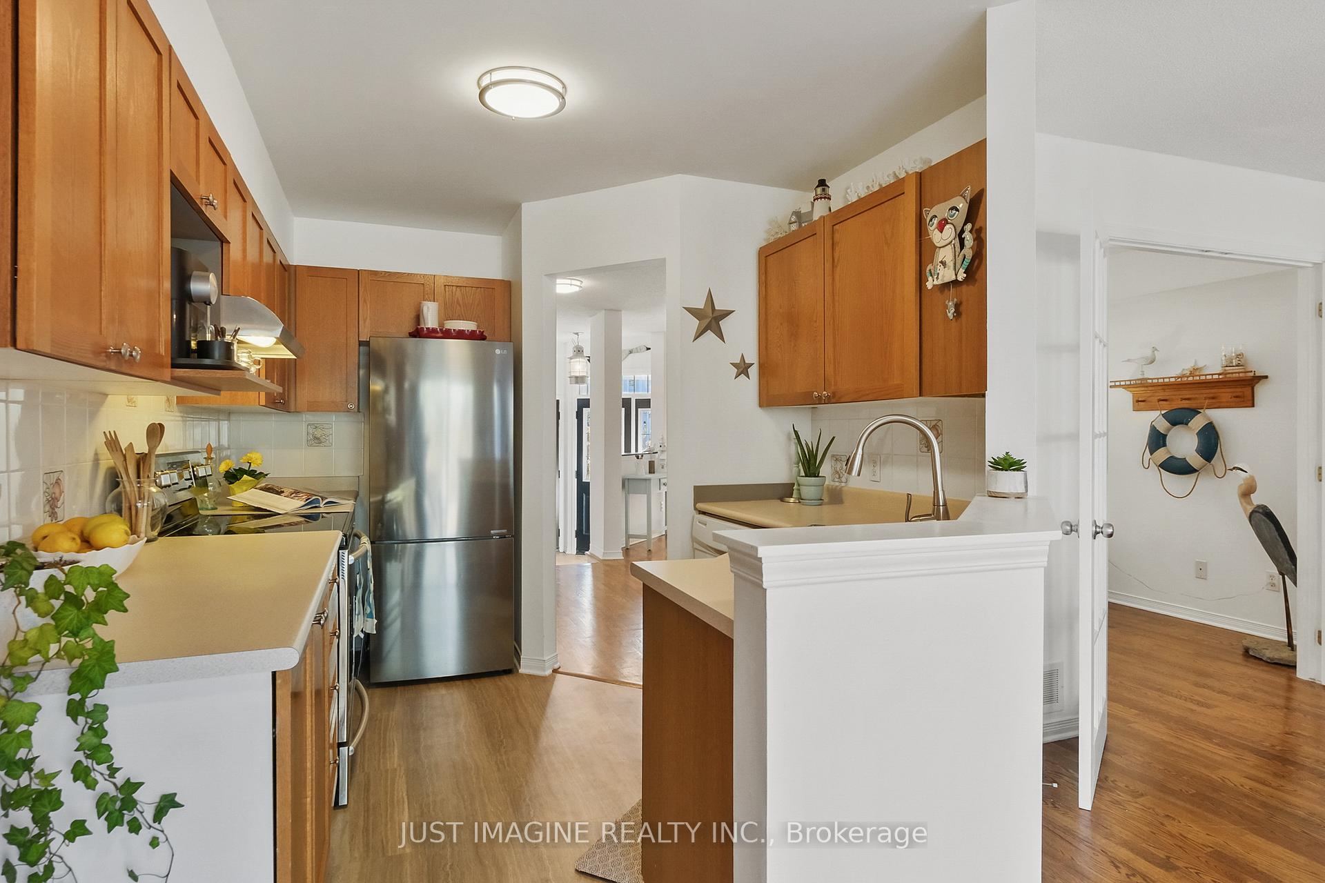 Photo 22 of 57 Hemlo Crescent, Ottawa, Kanata - Kanata Lakes/Heritage Hills — HOMEH