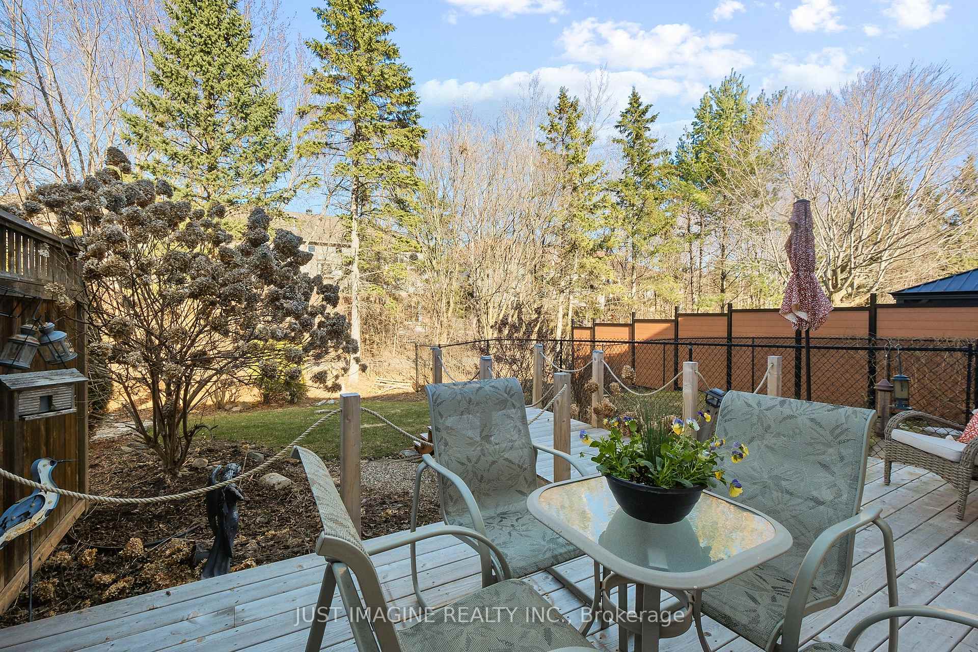Photo 43 of 57 Hemlo Crescent, Ottawa, Kanata - Kanata Lakes/Heritage Hills — HOMEH
