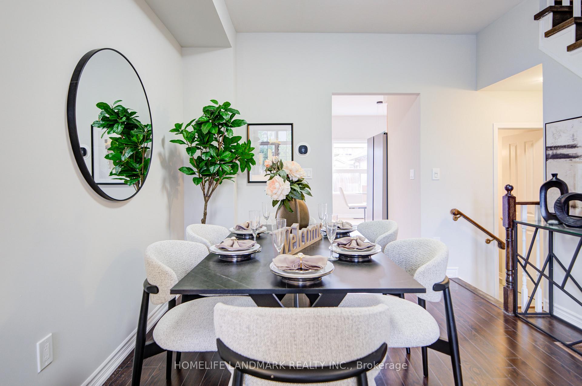 Photo 6 of 27 Bur Oak Avenue, Markham, Berczy — HOMEH