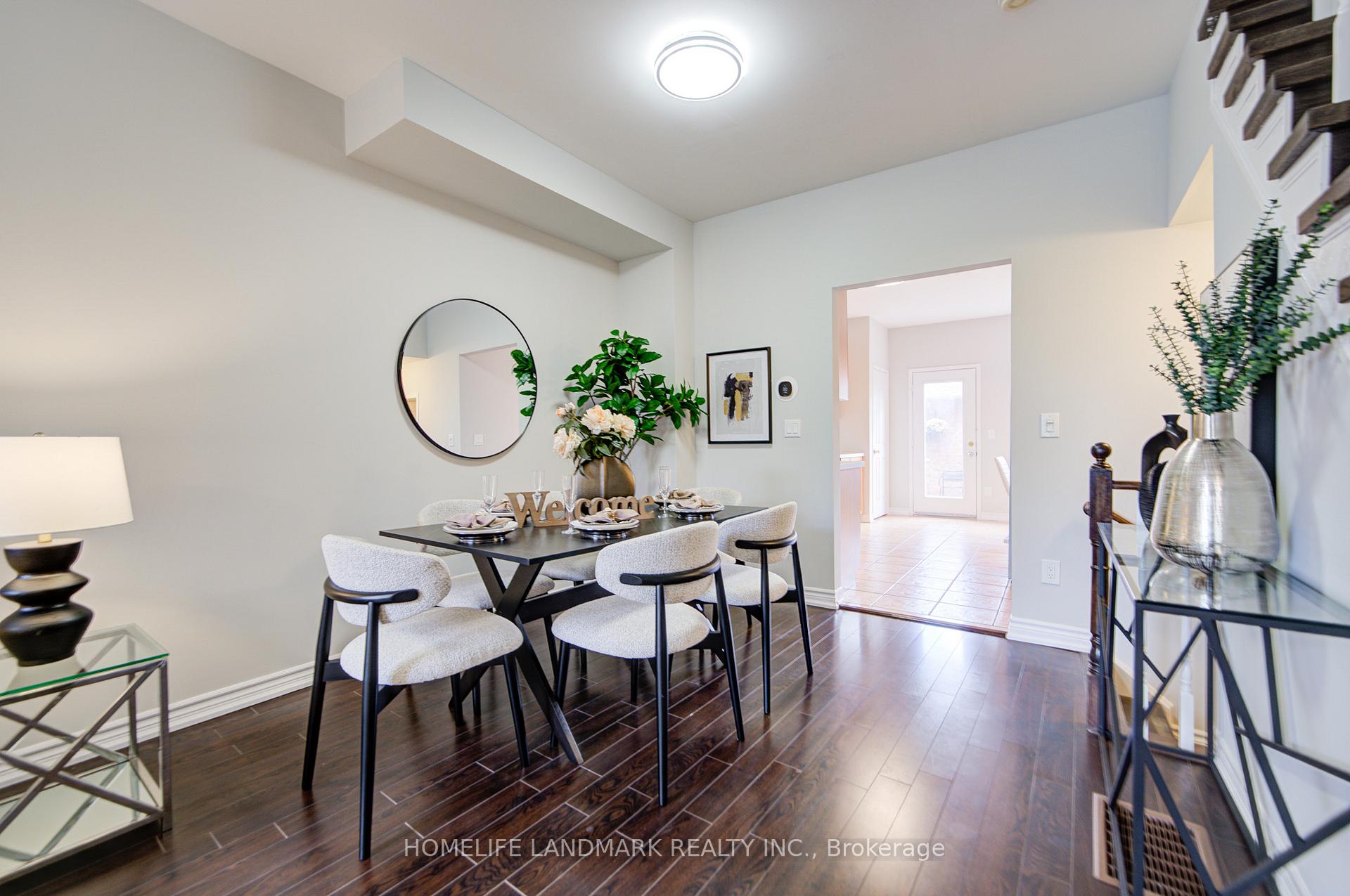 Photo 7 of 27 Bur Oak Avenue, Markham, Berczy — HOMEH