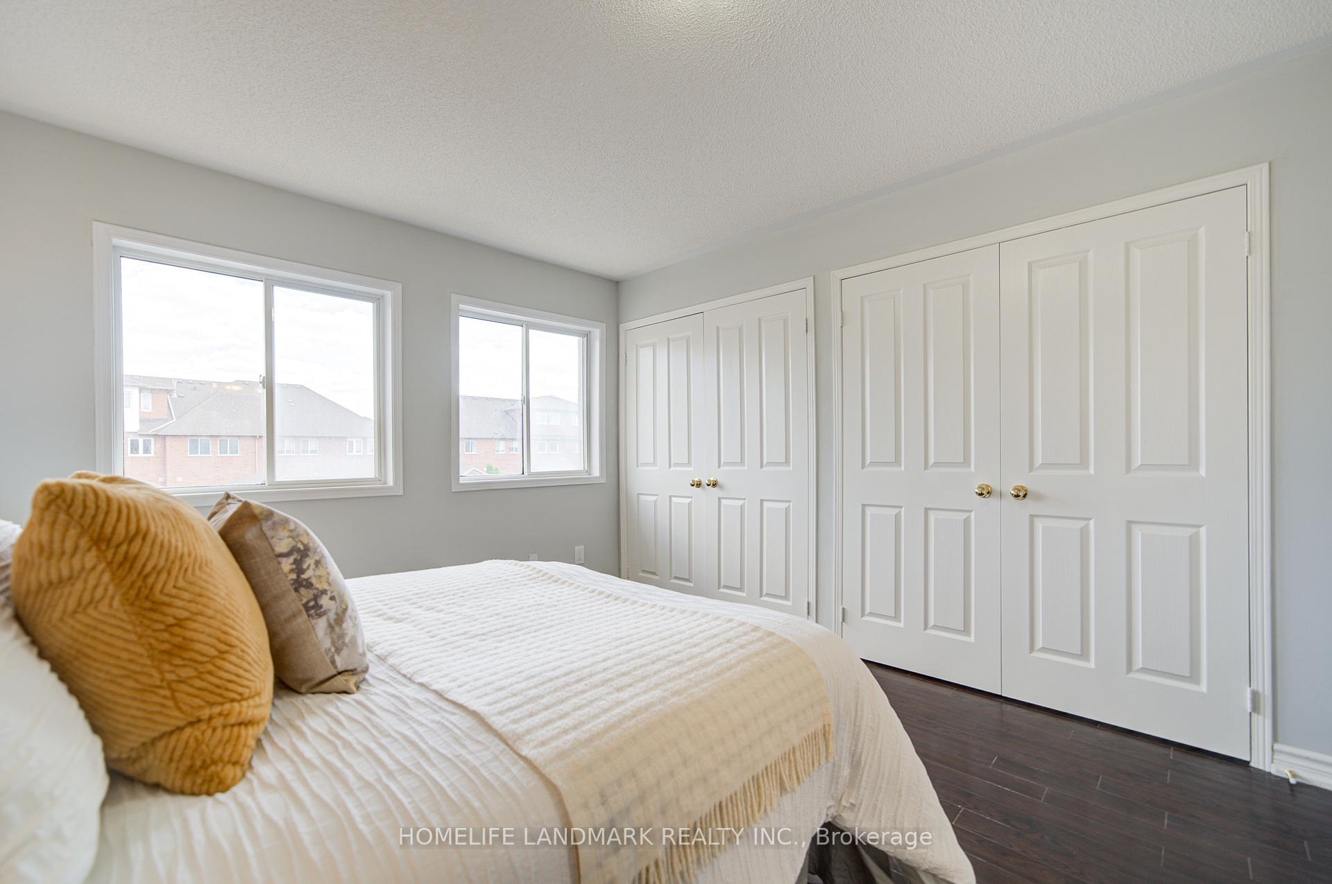 Photo 29 of 27 Bur Oak Avenue, Markham, Berczy — HOMEH