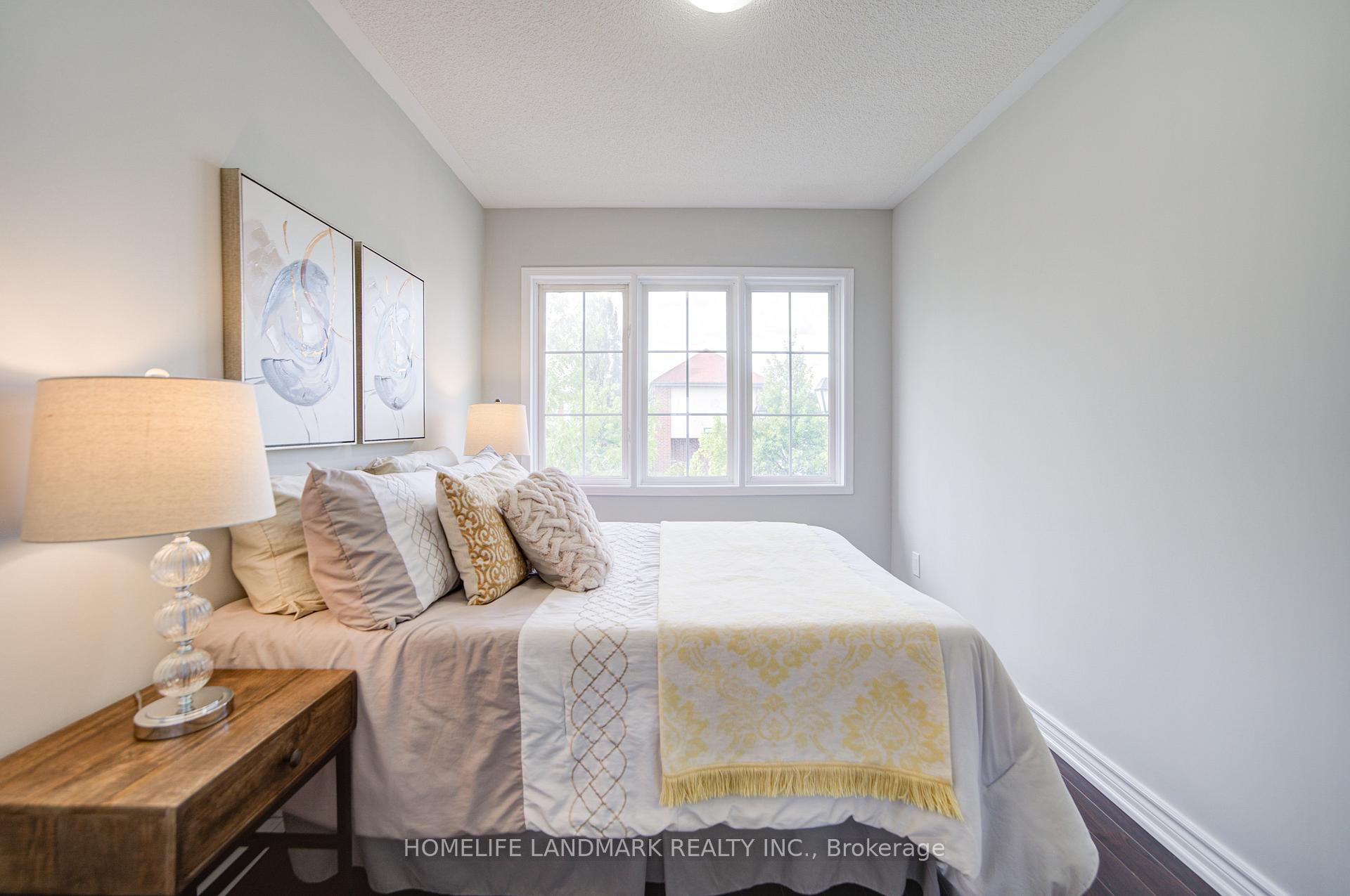 Photo 36 of 27 Bur Oak Avenue, Markham, Berczy — HOMEH