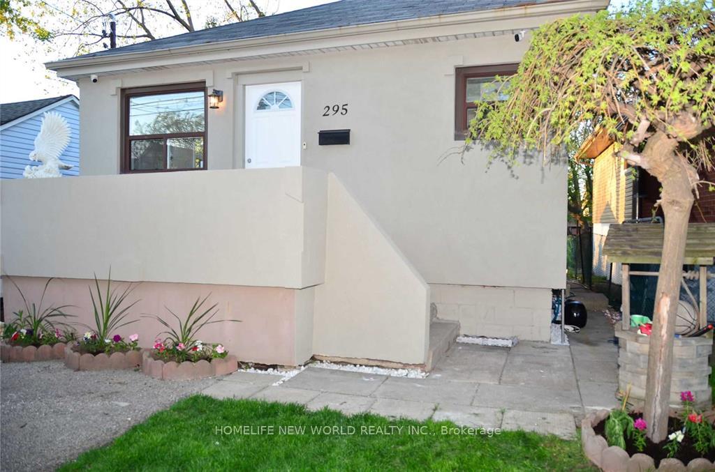 Photo 1 of 295 Fennell Avenue E, Hamilton, Inch Park — HOMEH