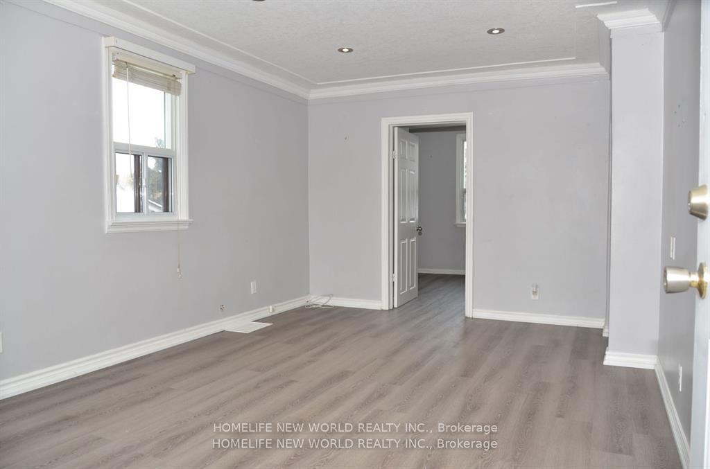 Photo 3 of 295 Fennell Avenue E, Hamilton, Inch Park — HOMEH