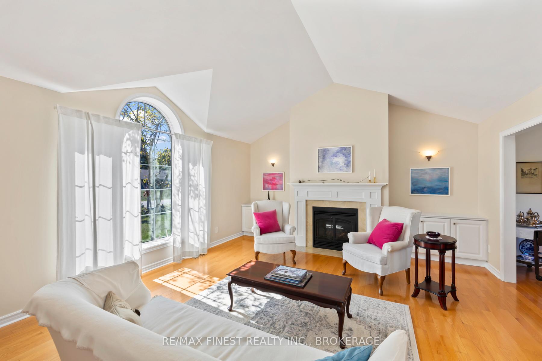 Photo 4 of 9 Wilmot Street, Kingston, Kingston East (incl CFB Kingston) — HOMEH