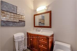 Photo 17 of 480 Hamilton Drive, Hamilton, Ancaster — HOMEH