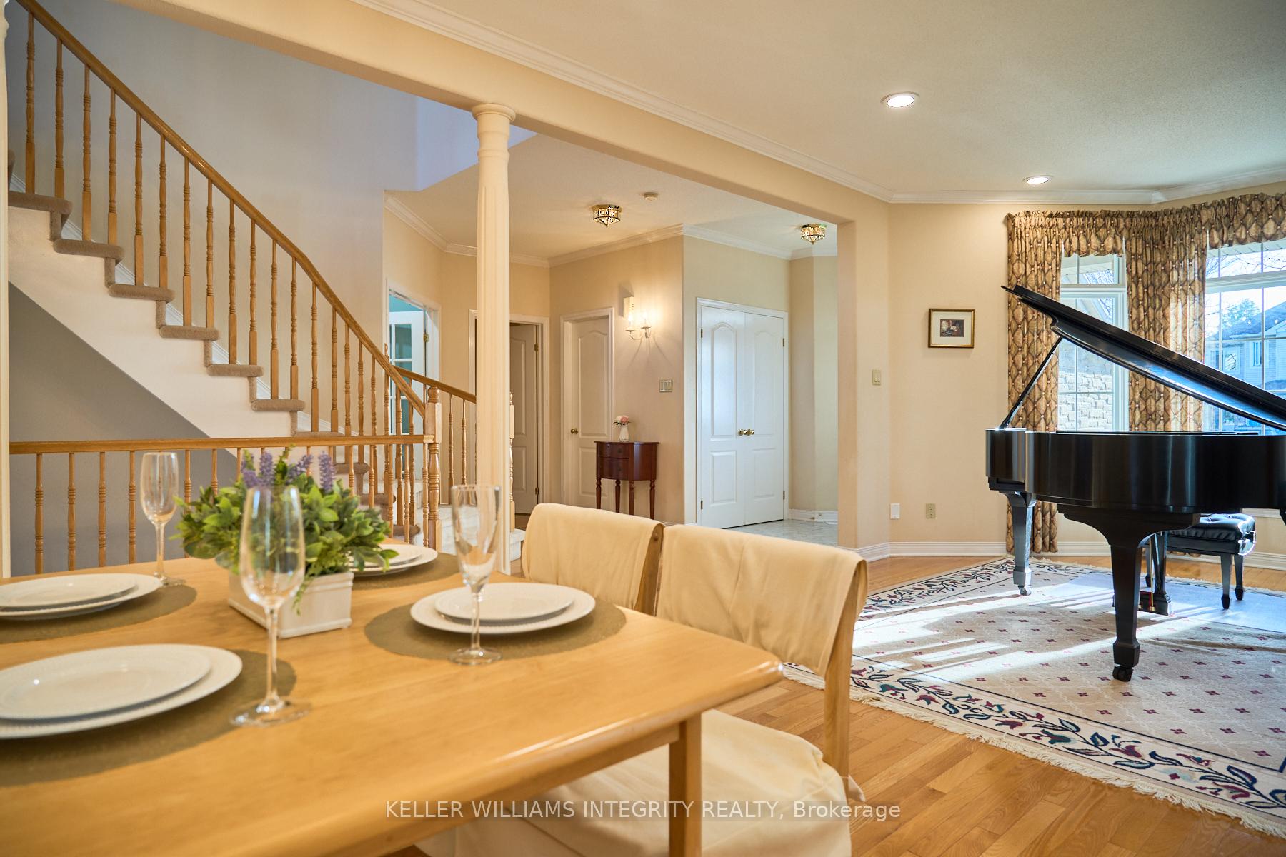 Photo 8 of 28 Evanshen Crescent, Ottawa, Kanata - Kanata Lakes/Heritage Hills — HOMEH