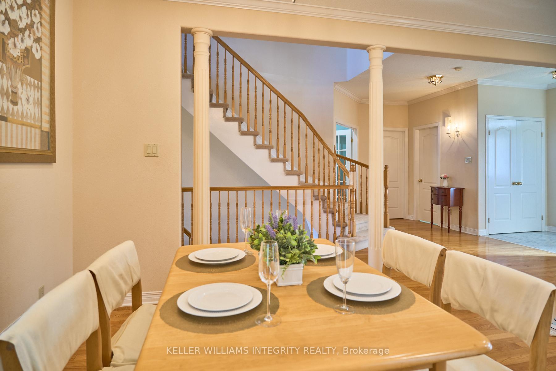 Photo 9 of 28 Evanshen Crescent, Ottawa, Kanata - Kanata Lakes/Heritage Hills — HOMEH