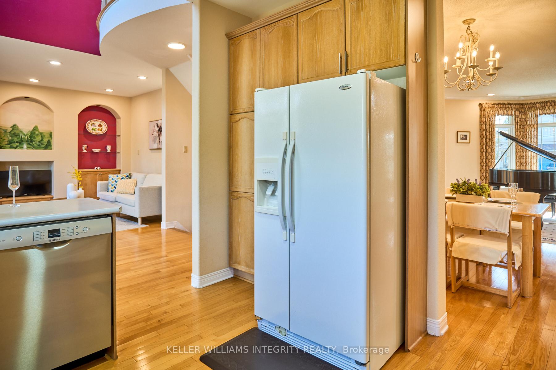 Photo 13 of 28 Evanshen Crescent, Ottawa, Kanata - Kanata Lakes/Heritage Hills — HOMEH
