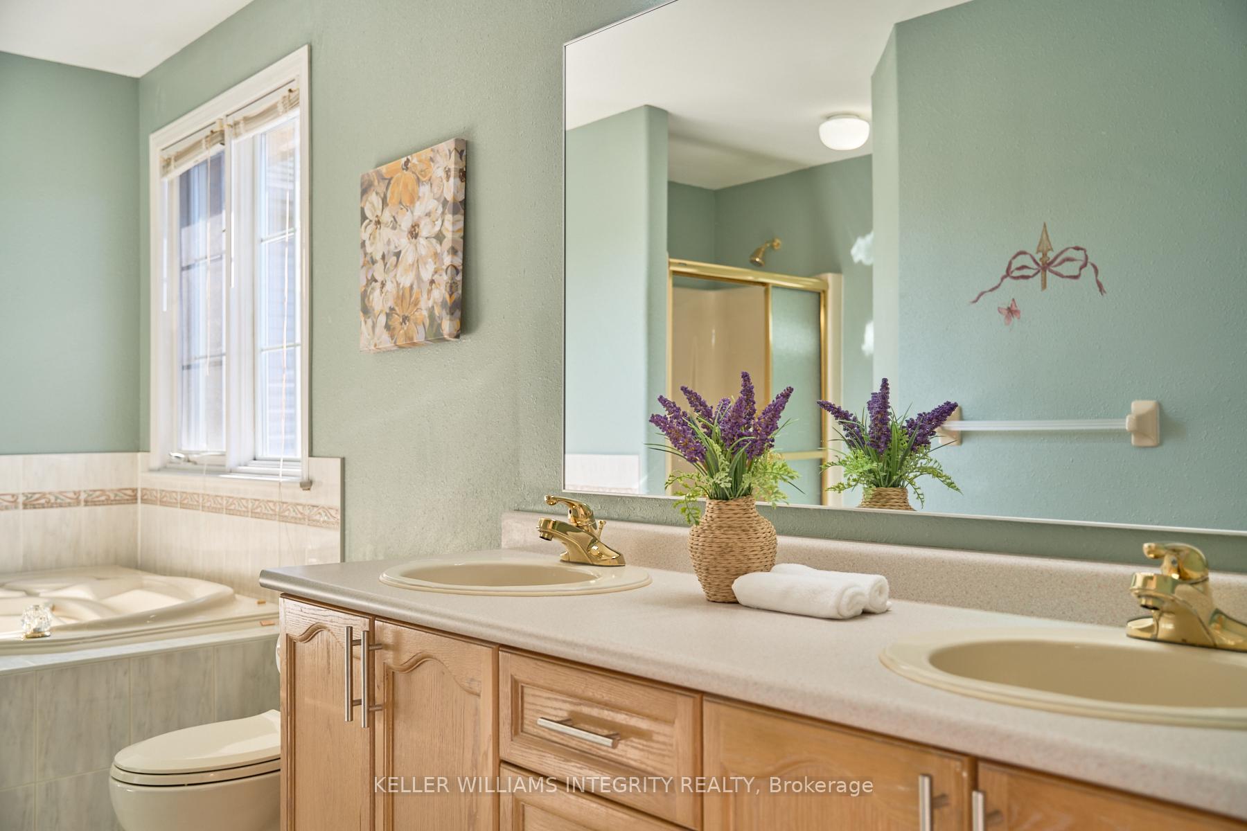 Photo 24 of 28 Evanshen Crescent, Ottawa, Kanata - Kanata Lakes/Heritage Hills — HOMEH