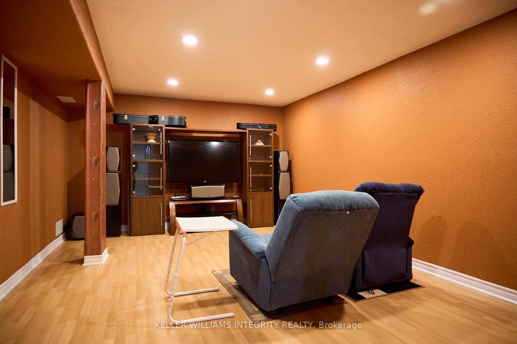 Photo 35 of 28 Evanshen Crescent, Ottawa, Kanata - Kanata Lakes/Heritage Hills — HOMEH