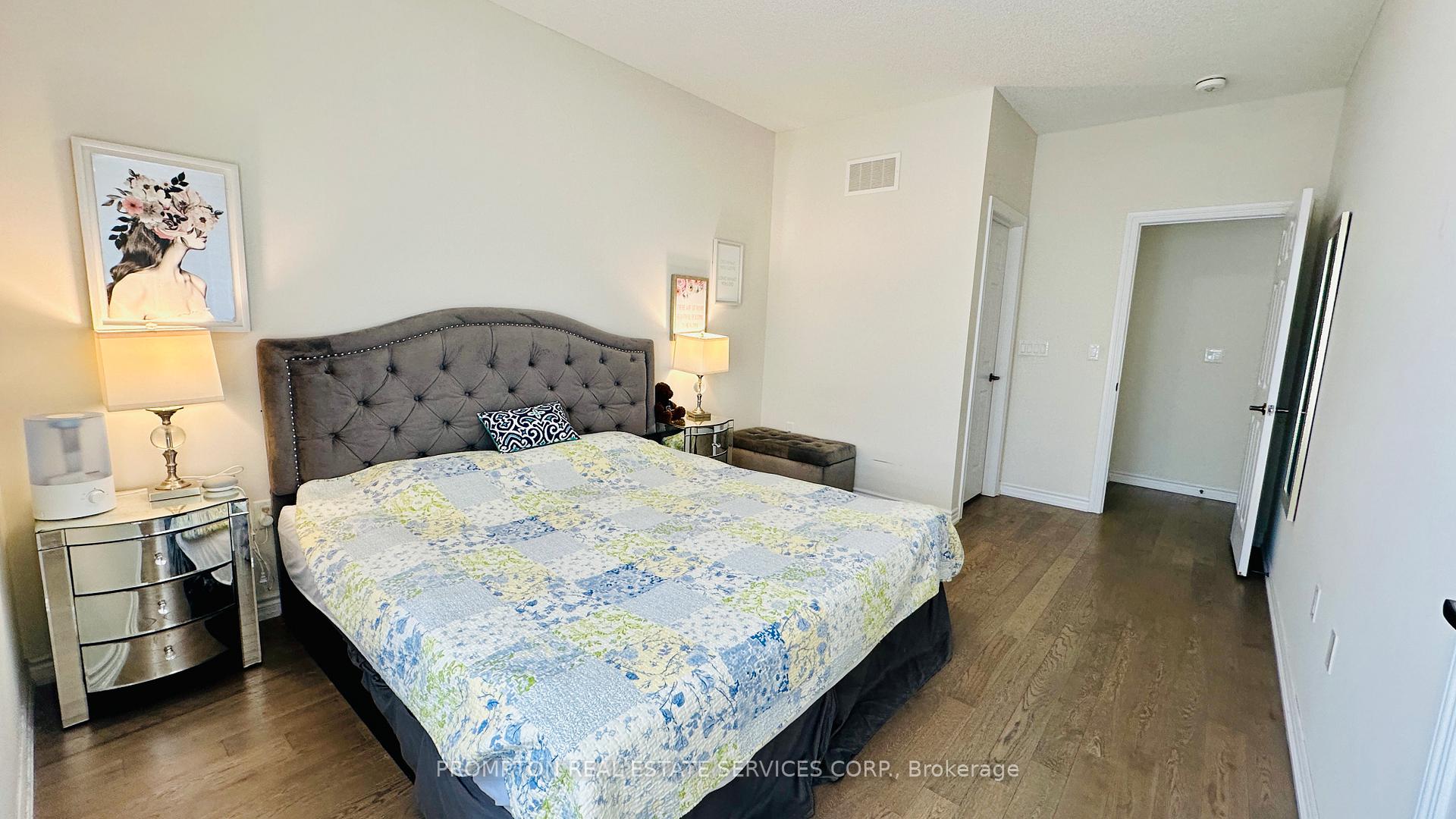 Photo 13 of 20 Isabella Peach Drive, Markham, Victoria Square — HOMEH