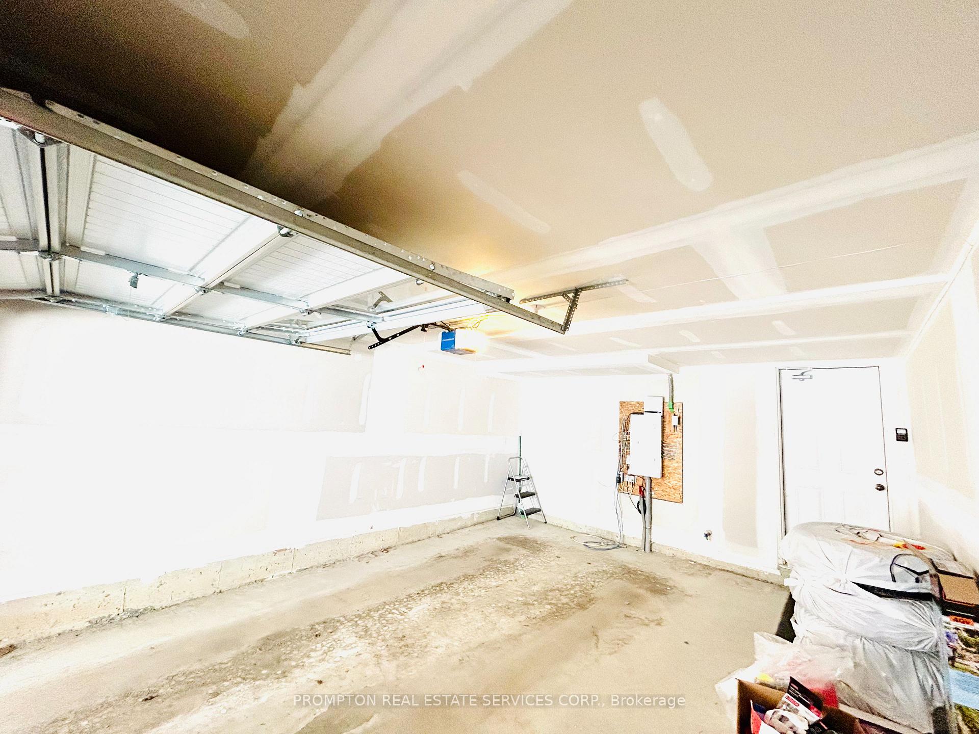 Photo 22 of 20 Isabella Peach Drive, Markham, Victoria Square — HOMEH
