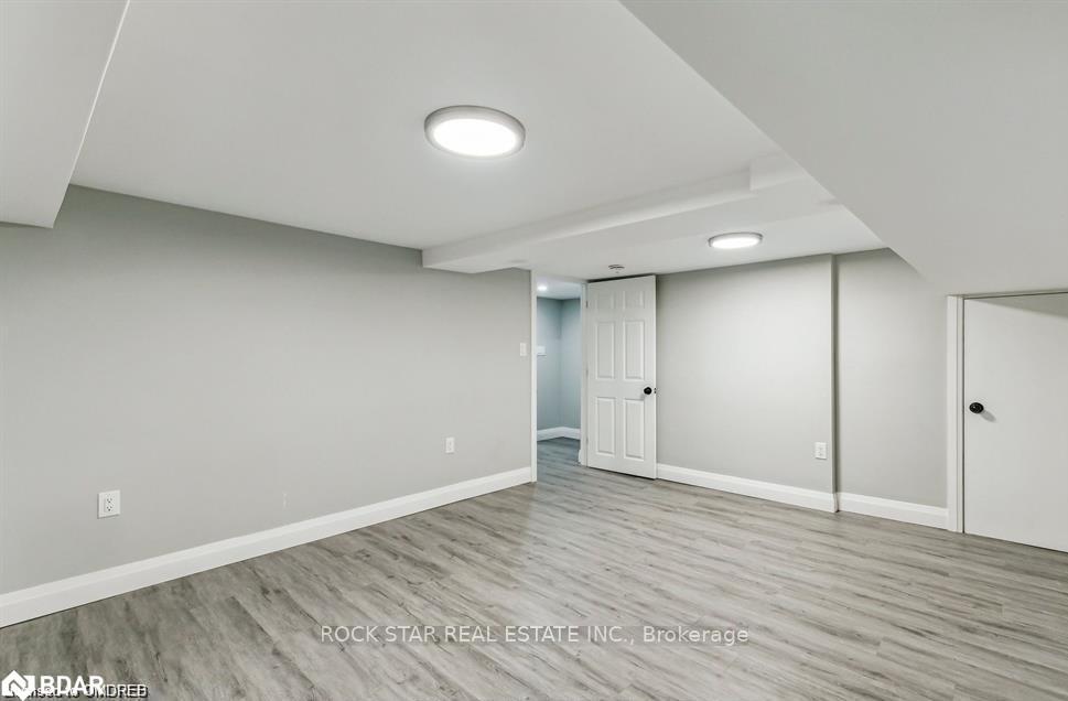 Photo 10 of Unit Unit B, 131 Bell Avenue, Hamilton, Bartonville — HOMEH