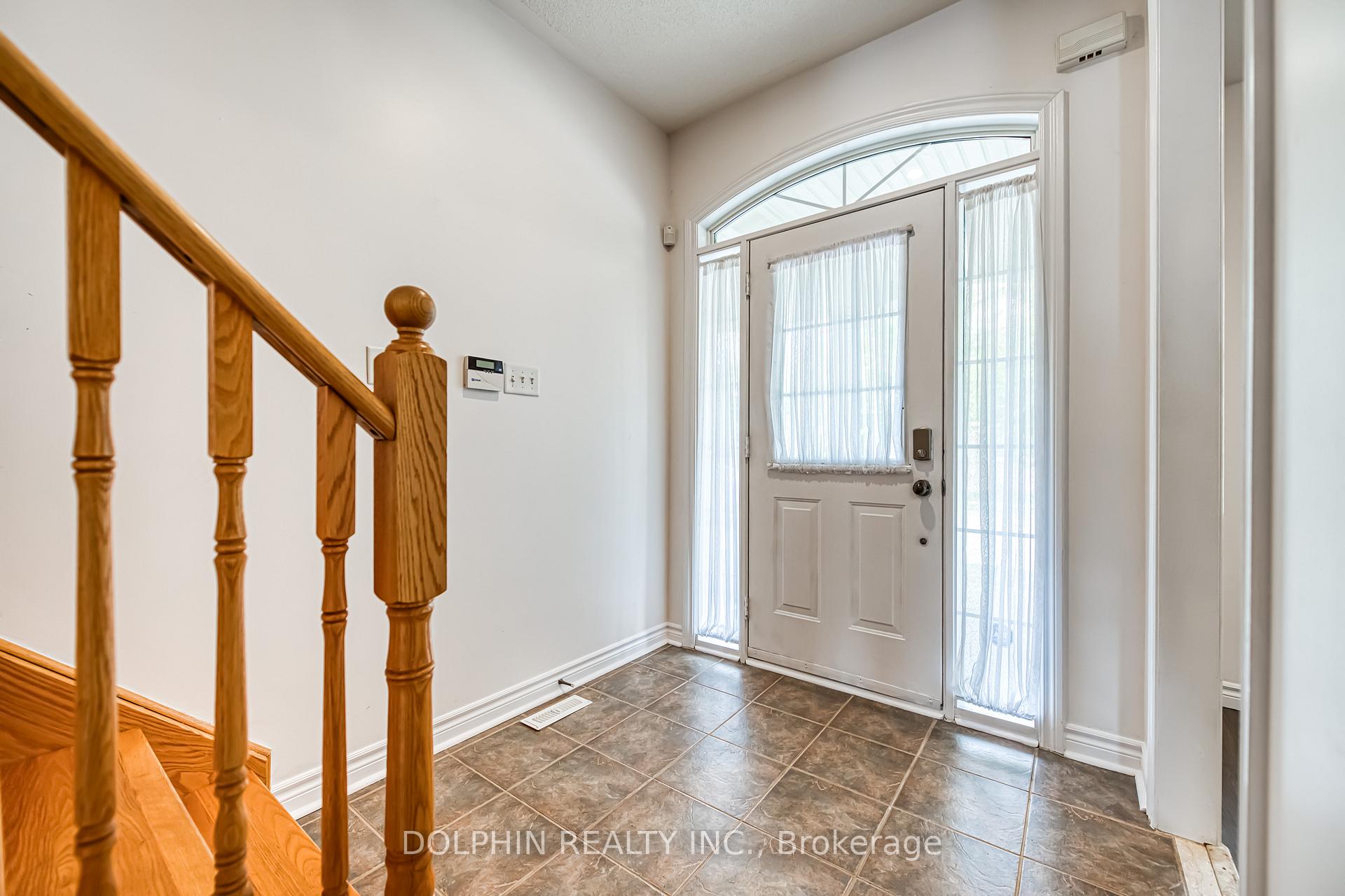 Photo 2 of 13 Cardrew Street, Markham, Cornell — HOMEH
