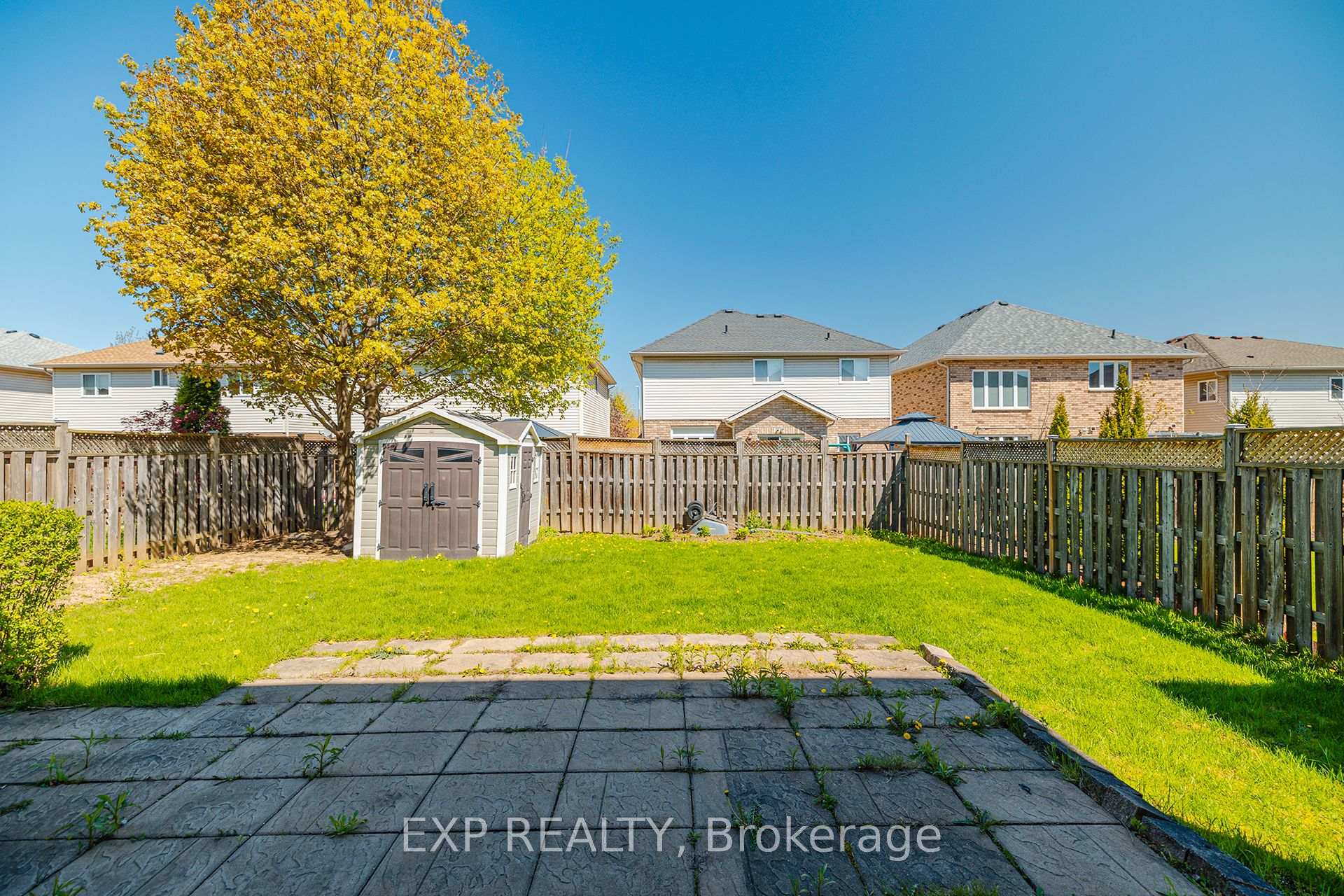 Photo 27 of 39 Bosworth Street, Hamilton, Meadowlands — HOMEH