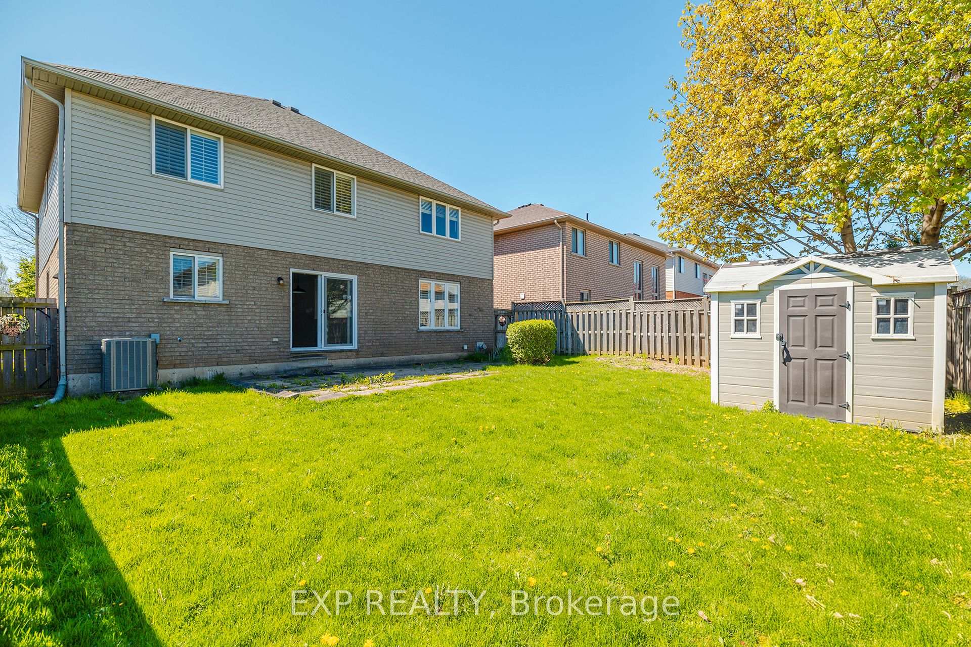 Photo 28 of 39 Bosworth Street, Hamilton, Meadowlands — HOMEH