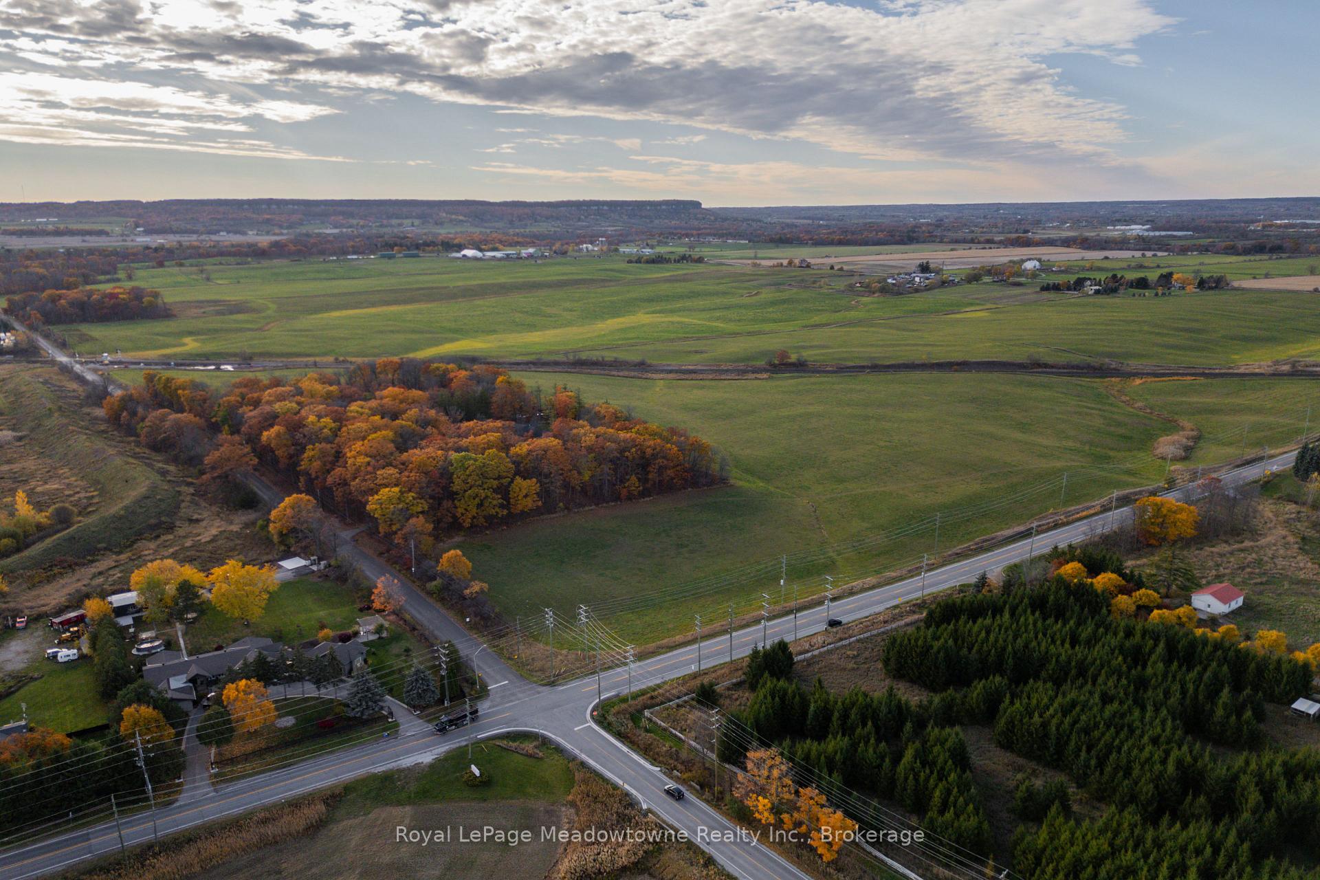 Photo 14 of 5500 No 1 Side Road, Milton, Rural Milton West — HOMEH