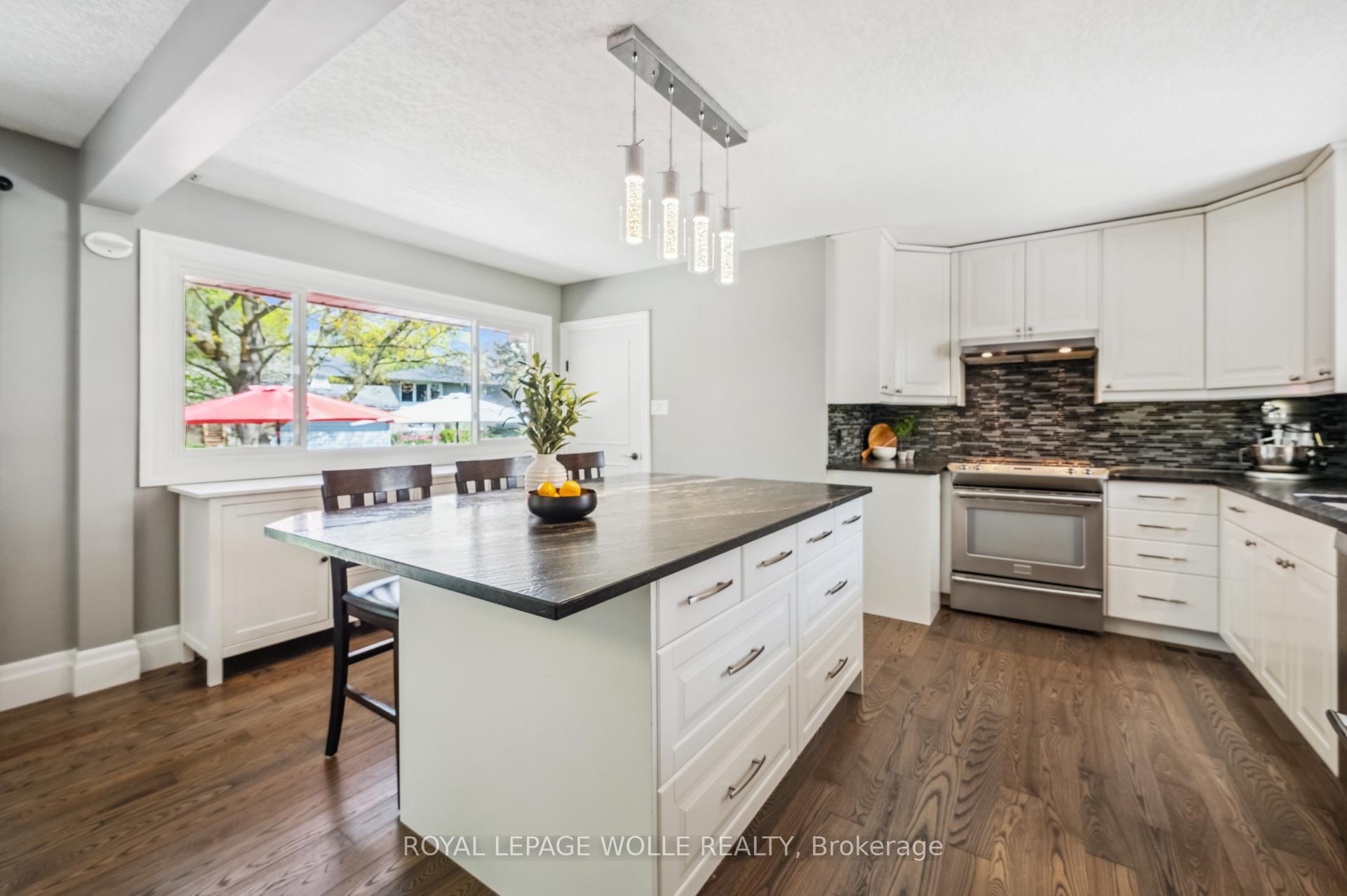 Photo 8 of 136 Warren Road, Kitchener — HOMEH