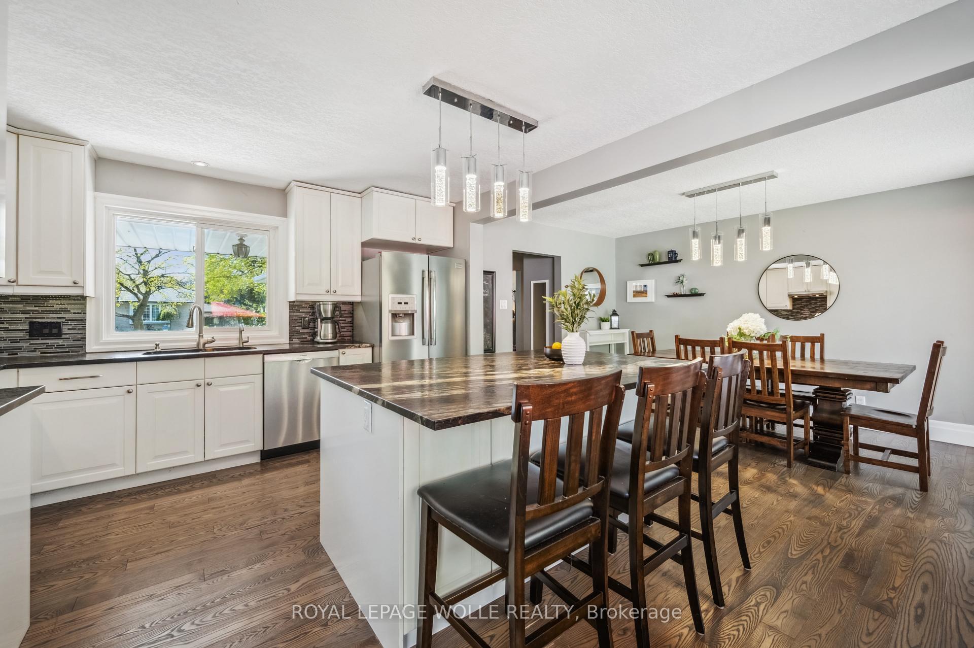 Photo 10 of 136 Warren Road, Kitchener — HOMEH