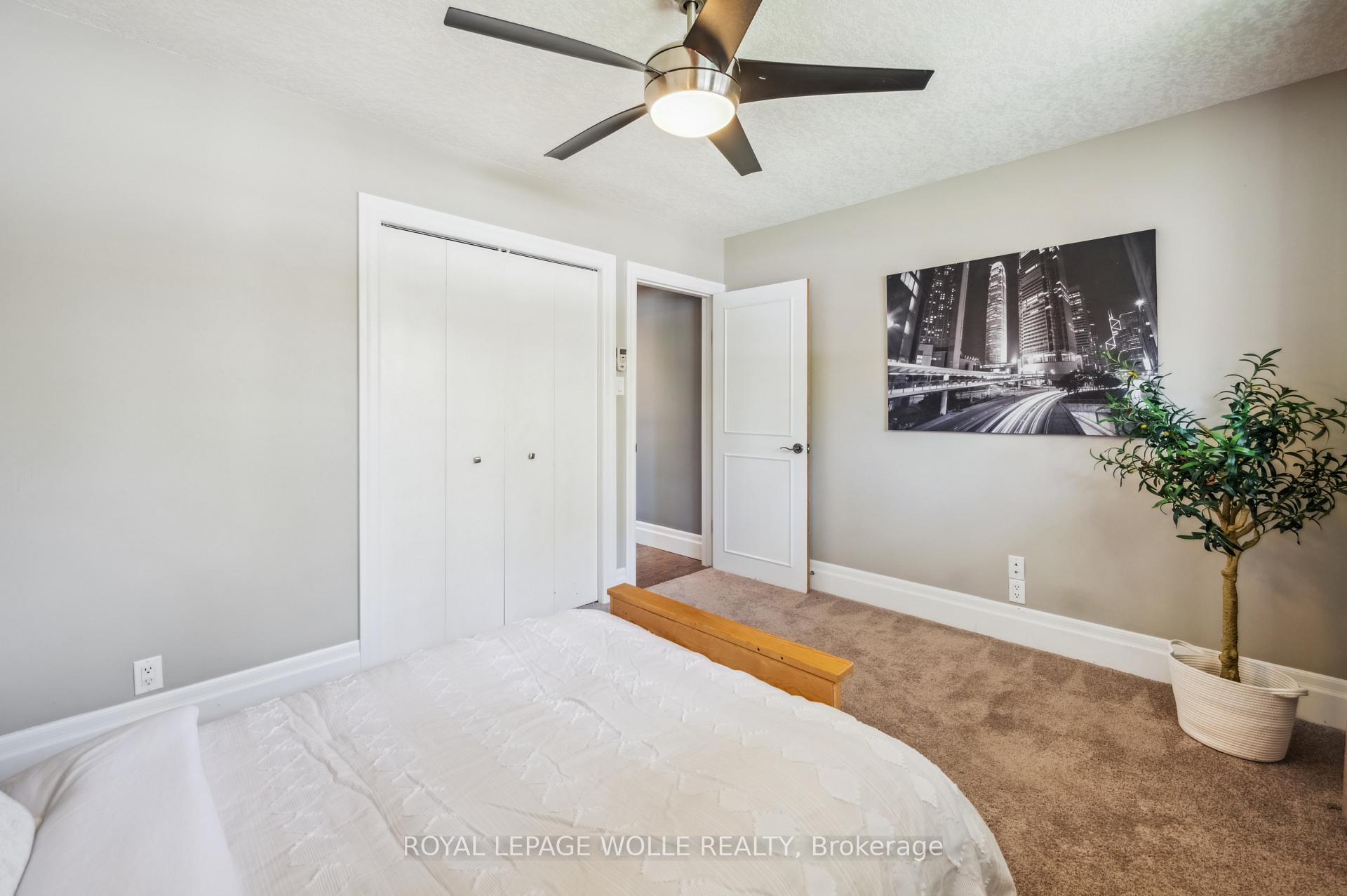 Photo 17 of 136 Warren Road, Kitchener — HOMEH