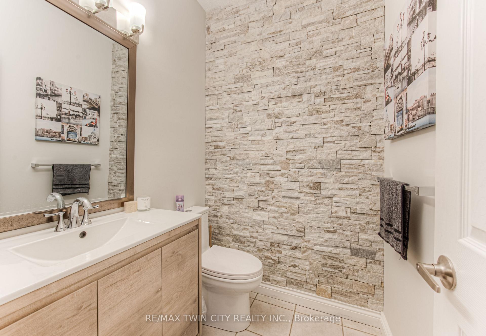 Photo 7 of 212 Doon Drive S, Kitchener — HOMEH