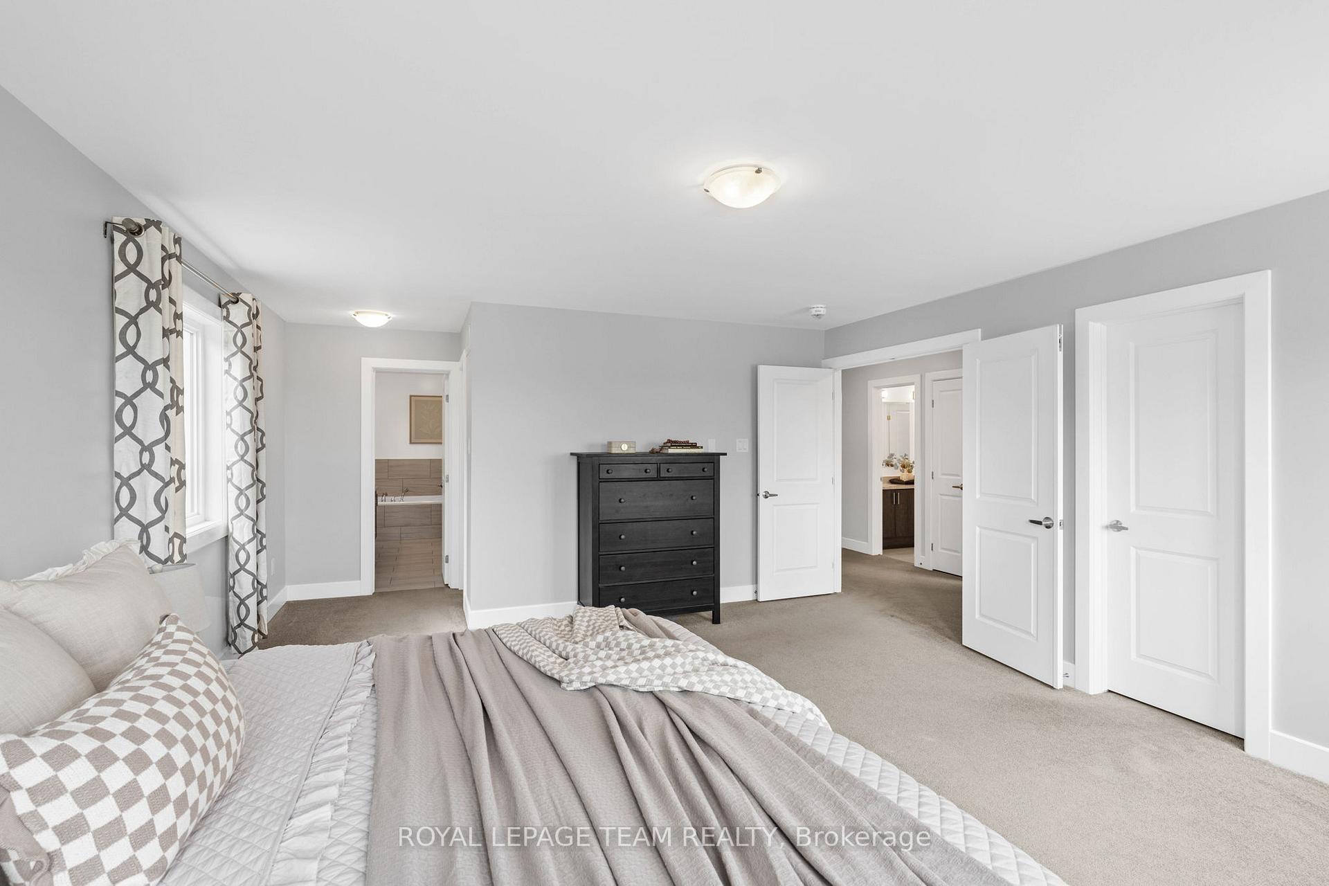 Photo 23 of 322 Haliburton Heights, Ottawa, Kanata - Emerald Meadows/Trailwest — HOMEH