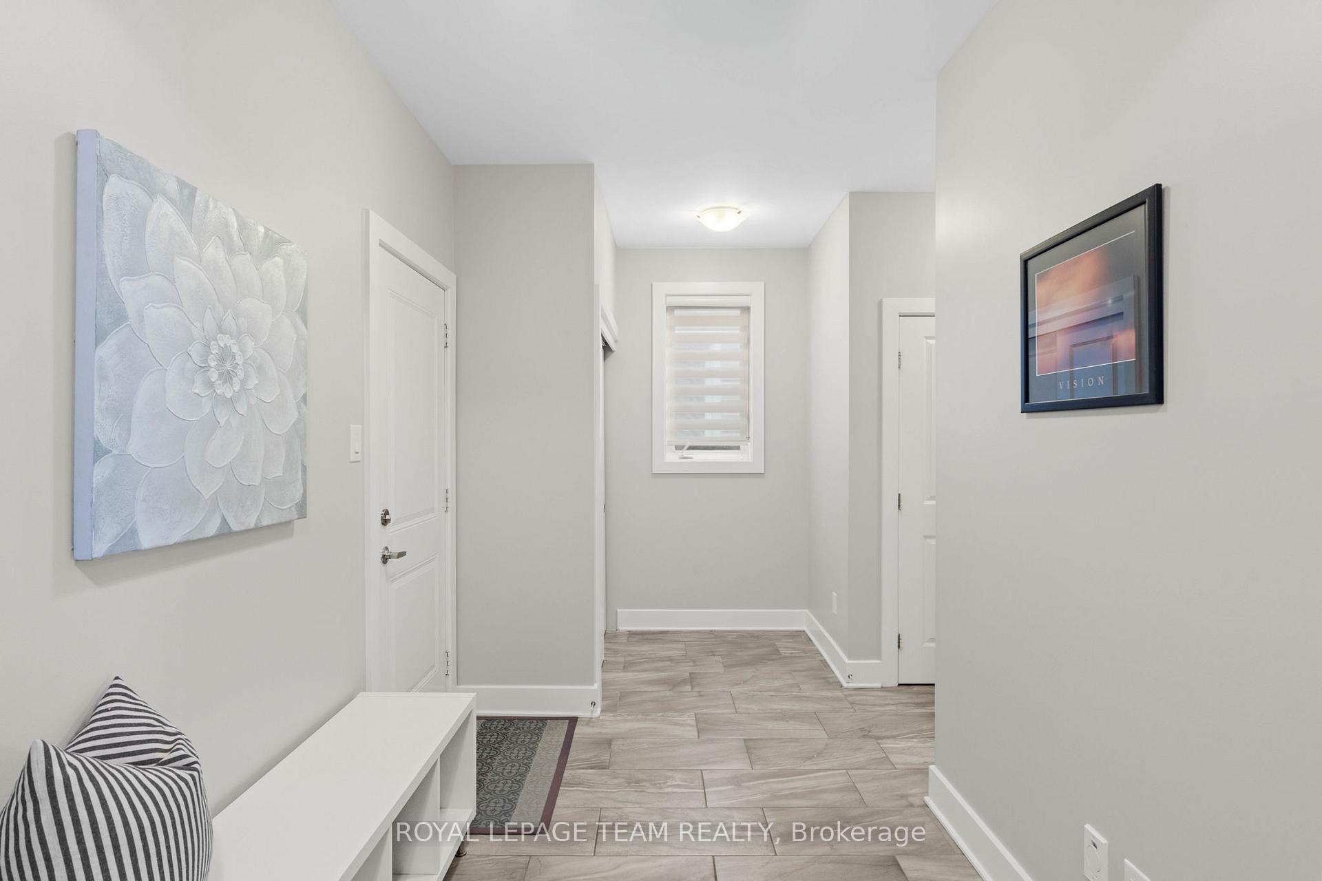 Photo 33 of 322 Haliburton Heights, Ottawa, Kanata - Emerald Meadows/Trailwest — HOMEH