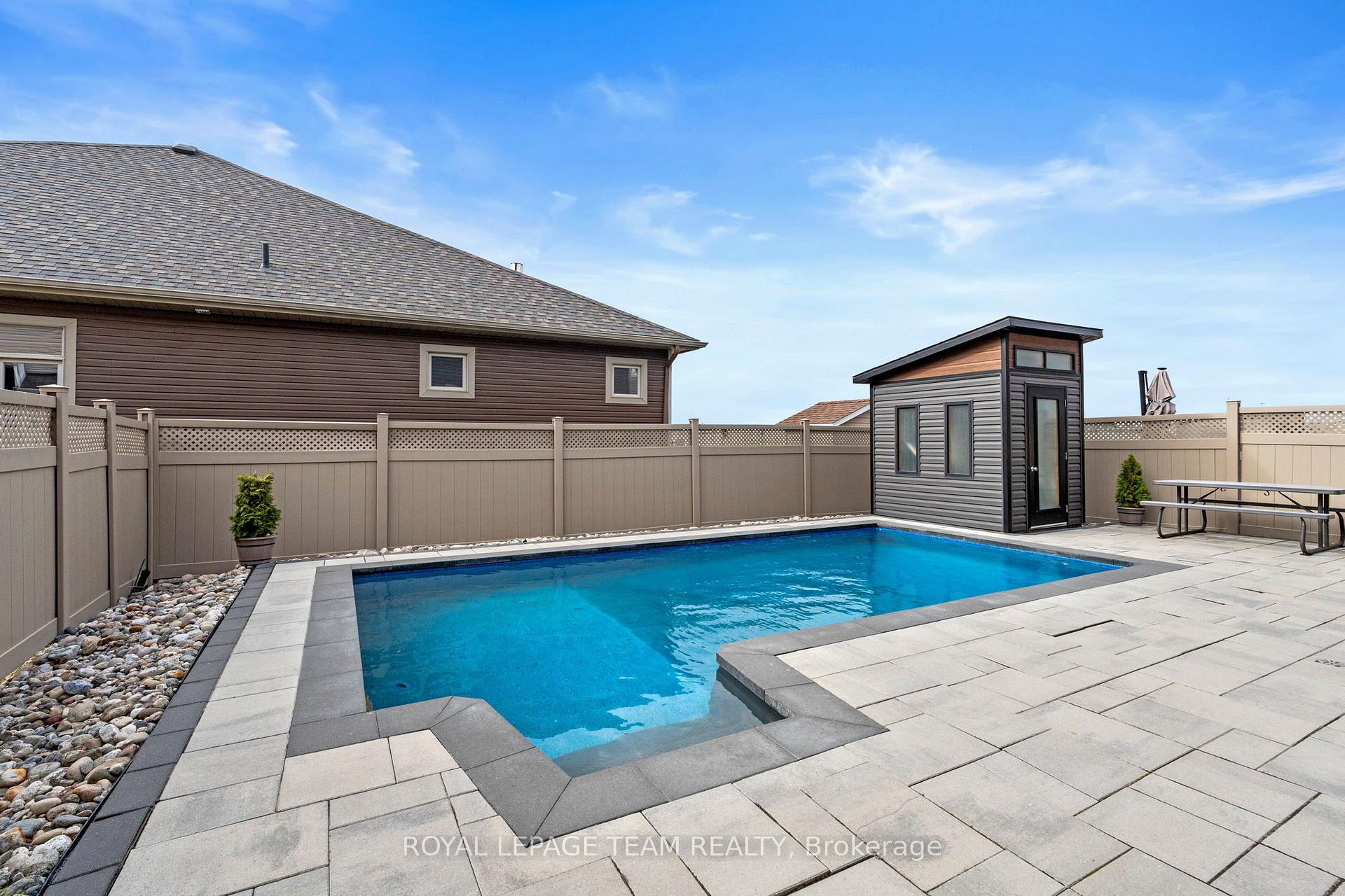 Photo 40 of 322 Haliburton Heights, Ottawa, Kanata - Emerald Meadows/Trailwest — HOMEH