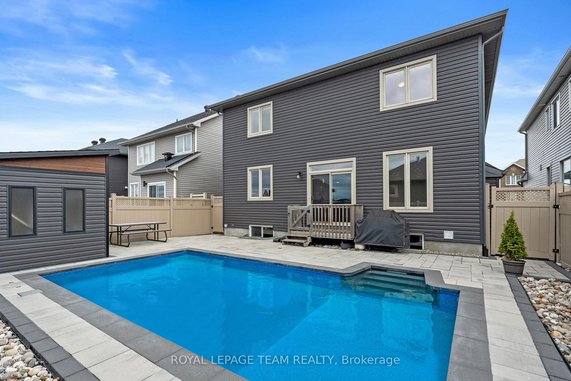 Photo 44 of 322 Haliburton Heights, Ottawa, Kanata - Emerald Meadows/Trailwest — HOMEH