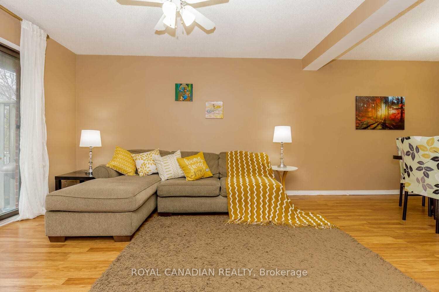 Photo 3 of 56 Edgewater Drive, Hamilton, Lakeshore — HOMEH