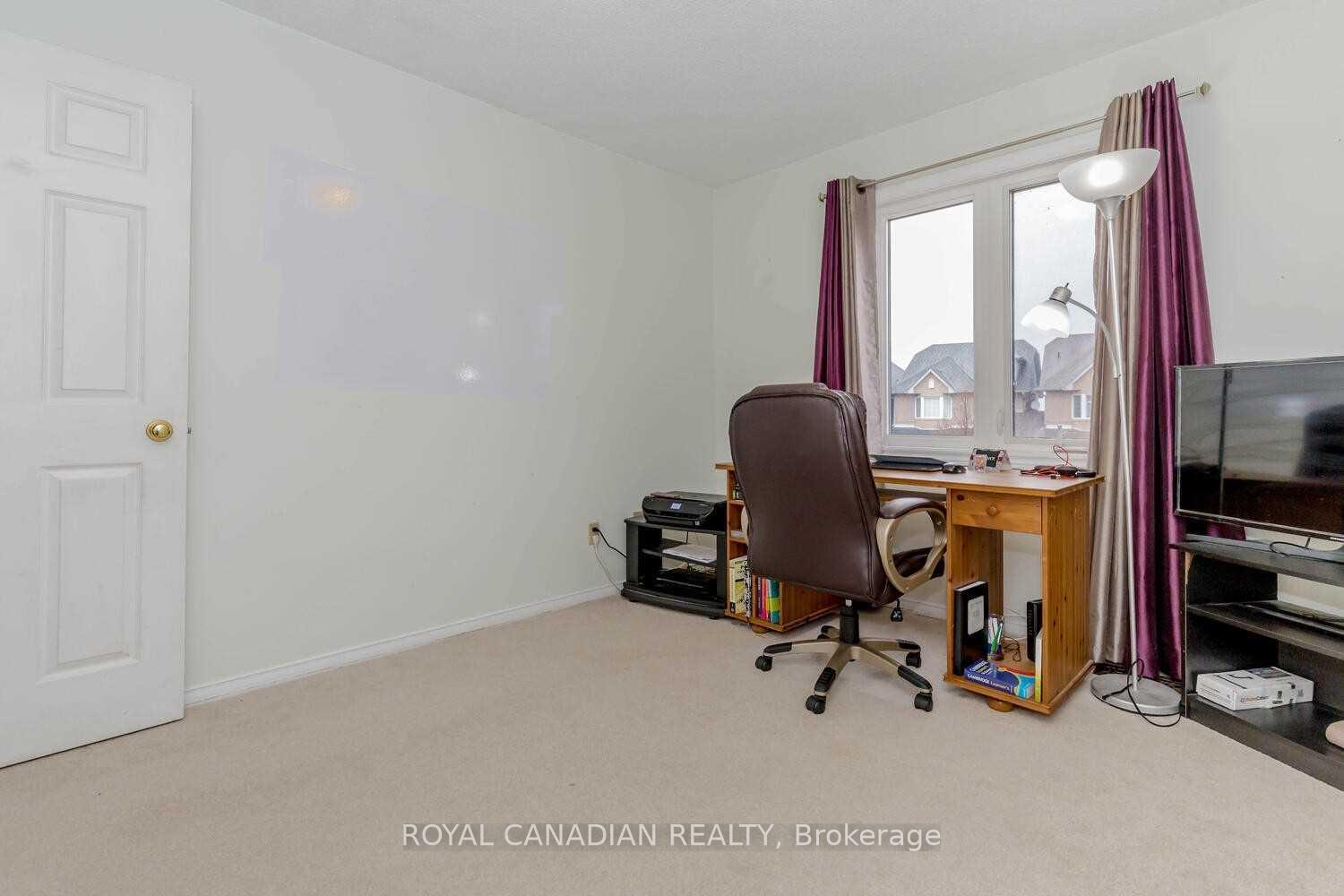 Photo 12 of 56 Edgewater Drive, Hamilton, Lakeshore — HOMEH