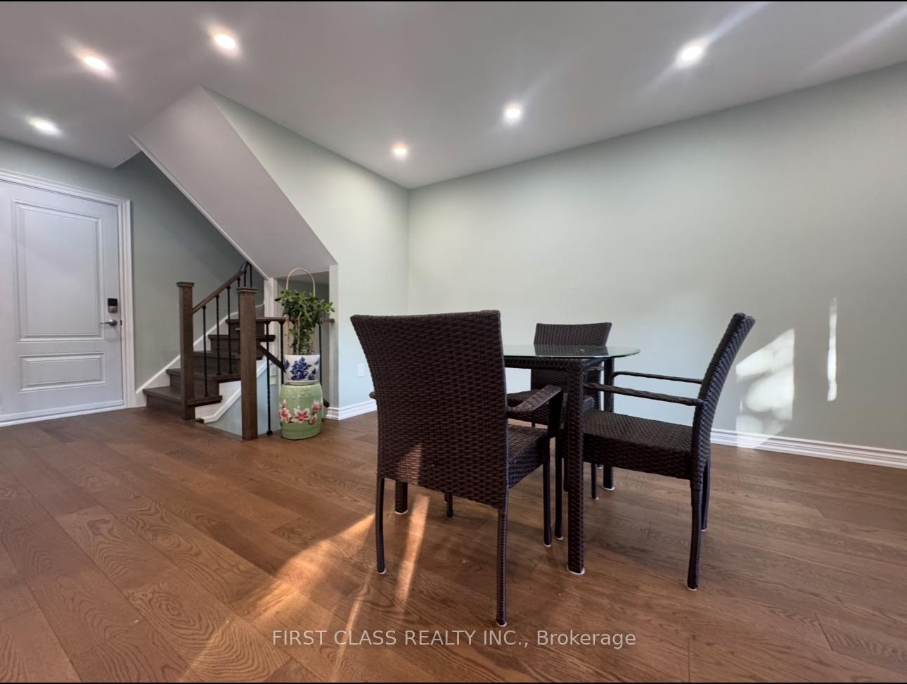 Photo 3 of Unit 3rd B, 11 Markville Road, Markham, Markville — HOMEH