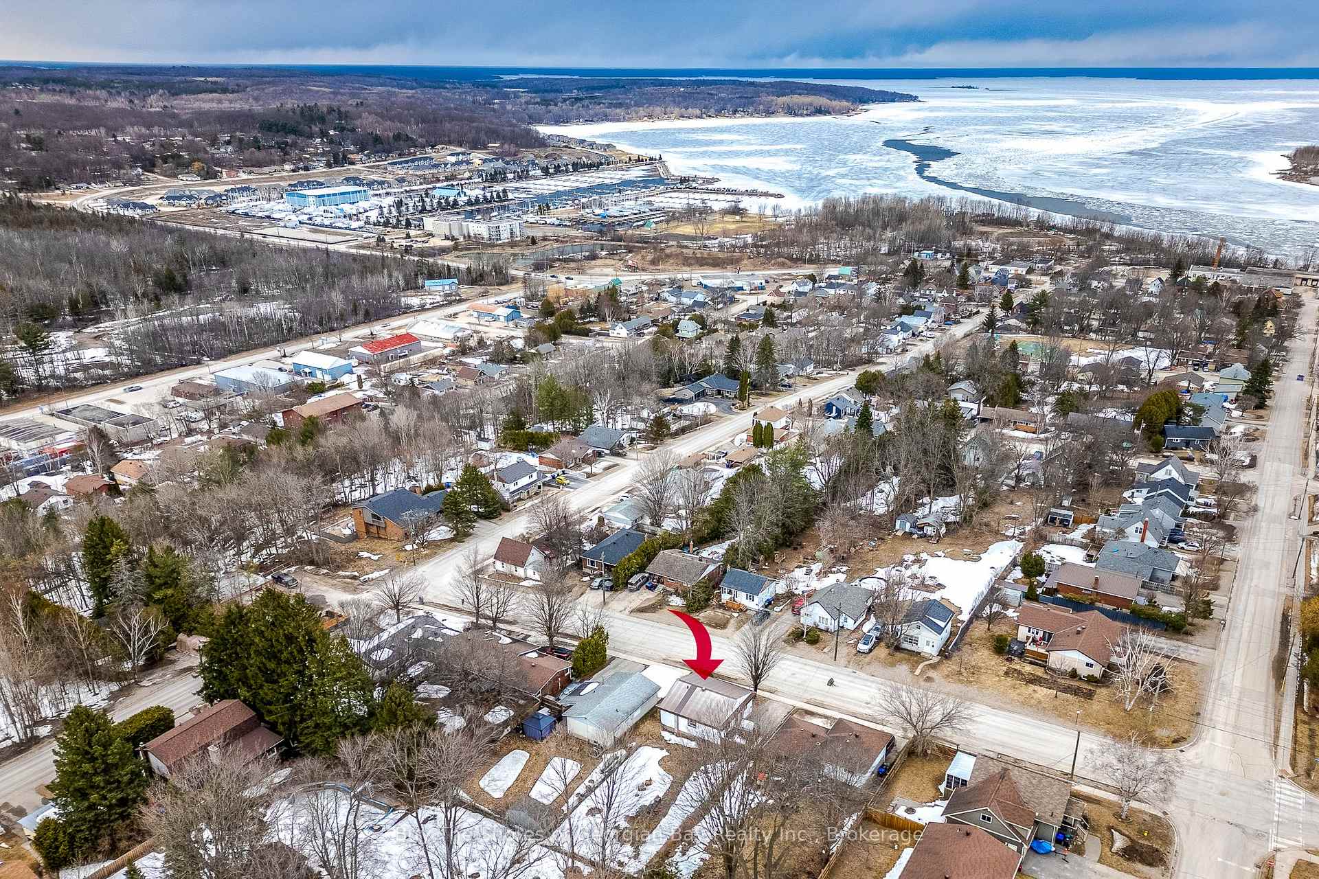 Photo 34 of 94 Eighth Street, Midland — HOMEH