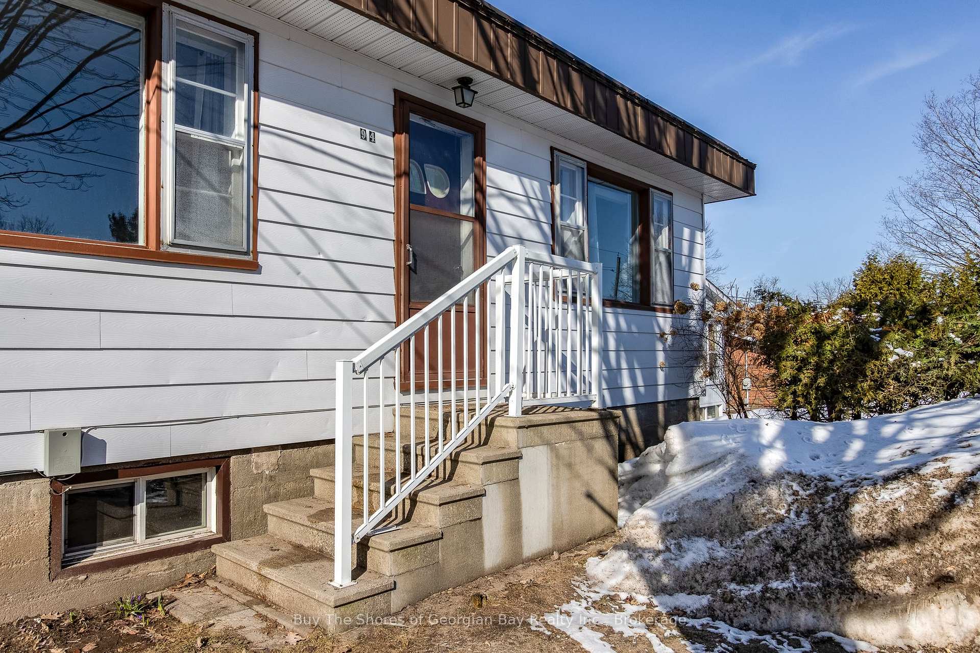Photo 35 of 94 Eighth Street, Midland — HOMEH