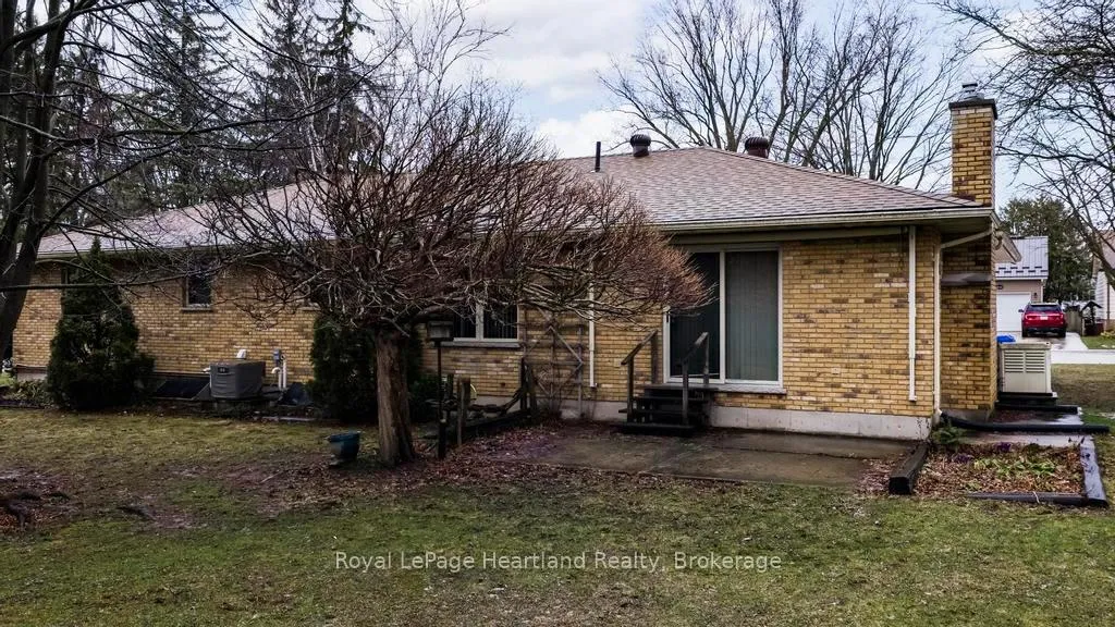 Photo 4 of 146 Princess Street W, Central Huron, Clinton — HOMEH