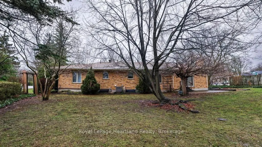Photo 8 of 146 Princess Street W, Central Huron, Clinton — HOMEH
