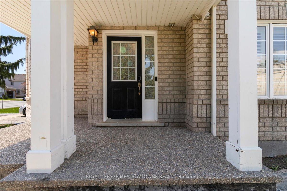 Photo 2 of 1677 Clark Boulevard, Milton, Beaty — HOMEH