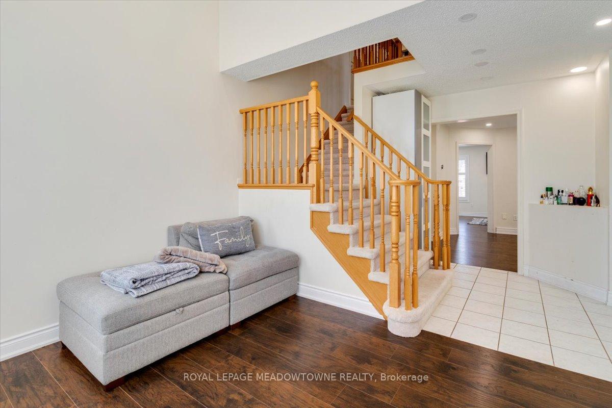 Photo 6 of 1677 Clark Boulevard, Milton, Beaty — HOMEH