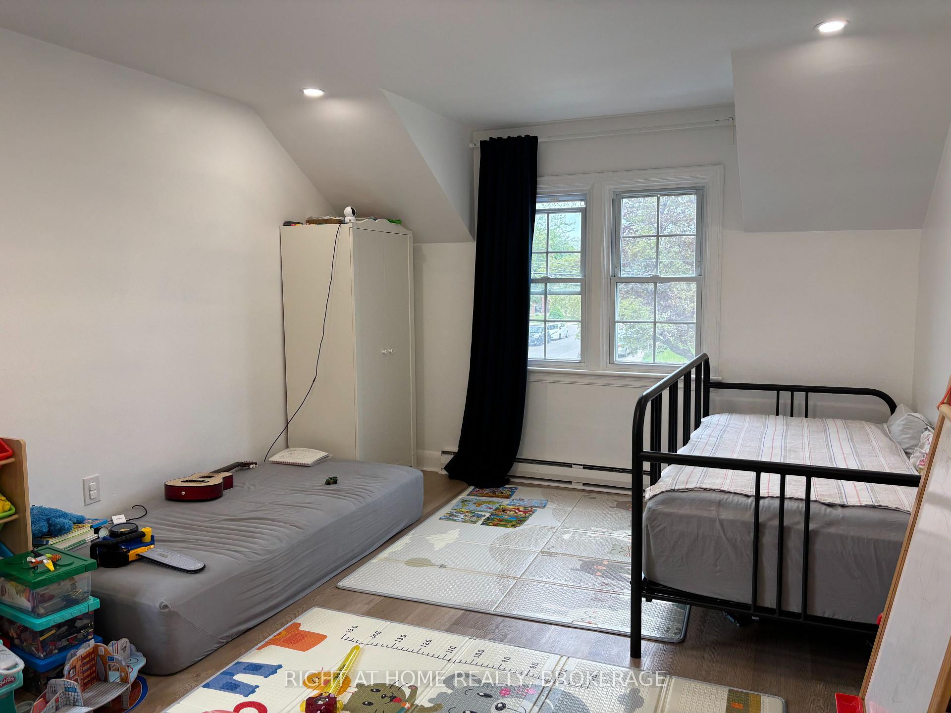 Photo 15 of Unit Upper, 48 Lake Avenue Drive, Hamilton, Stoney Creek — HOMEH
